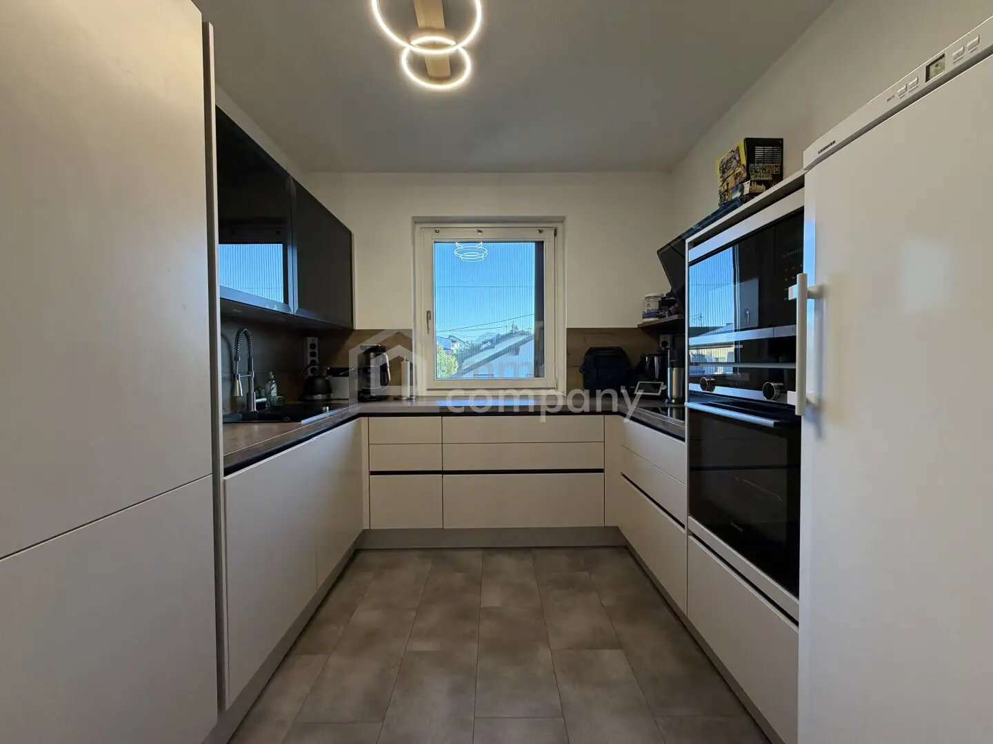 A family apartment with 4 rooms in a natural setting