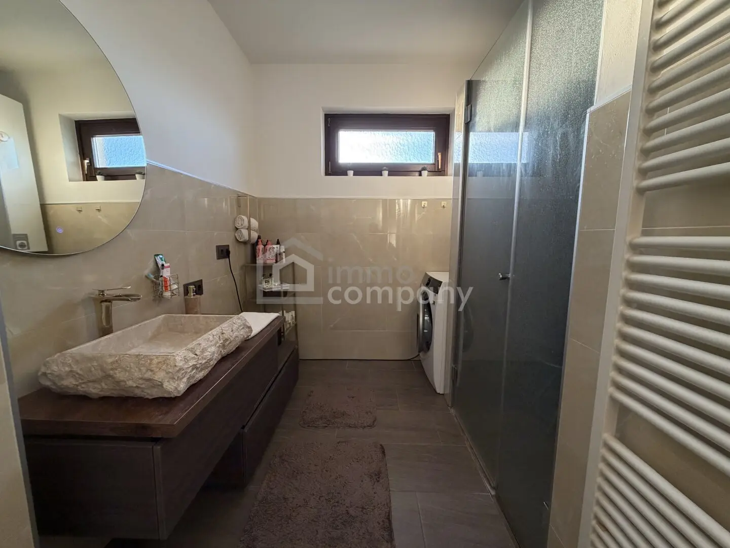 A family apartment with 4 rooms in a natural setting