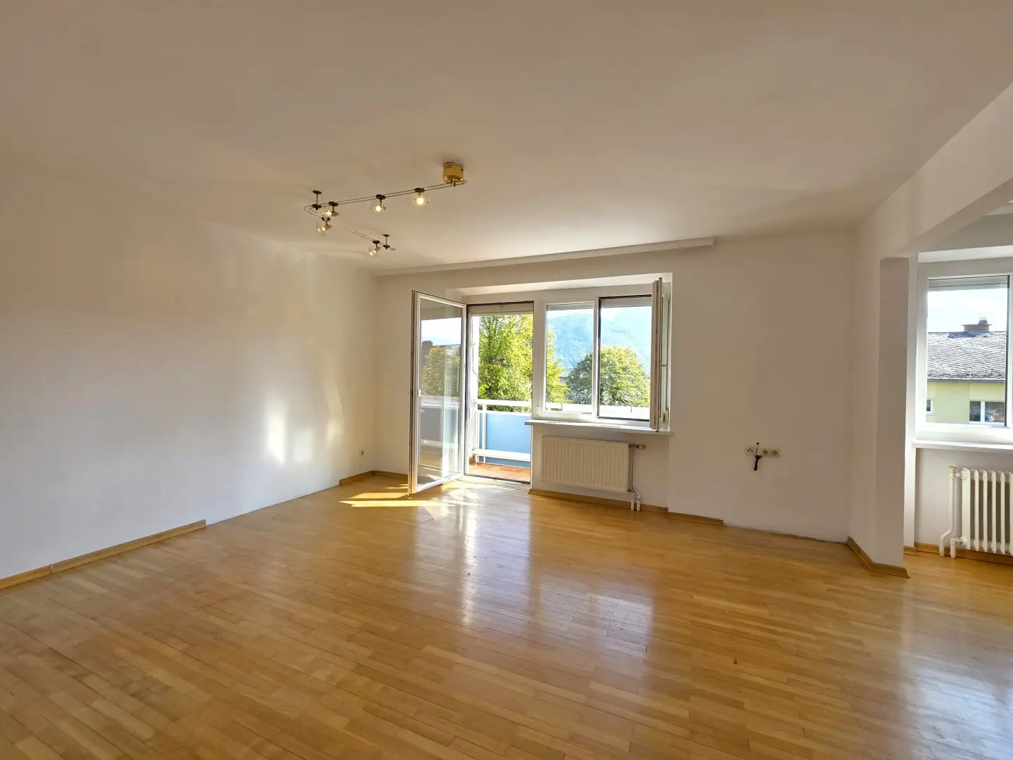 Gmunden - Lindenstraße: 90m² Wohnung mit Traunsteinblick in ruhiger Lage!
