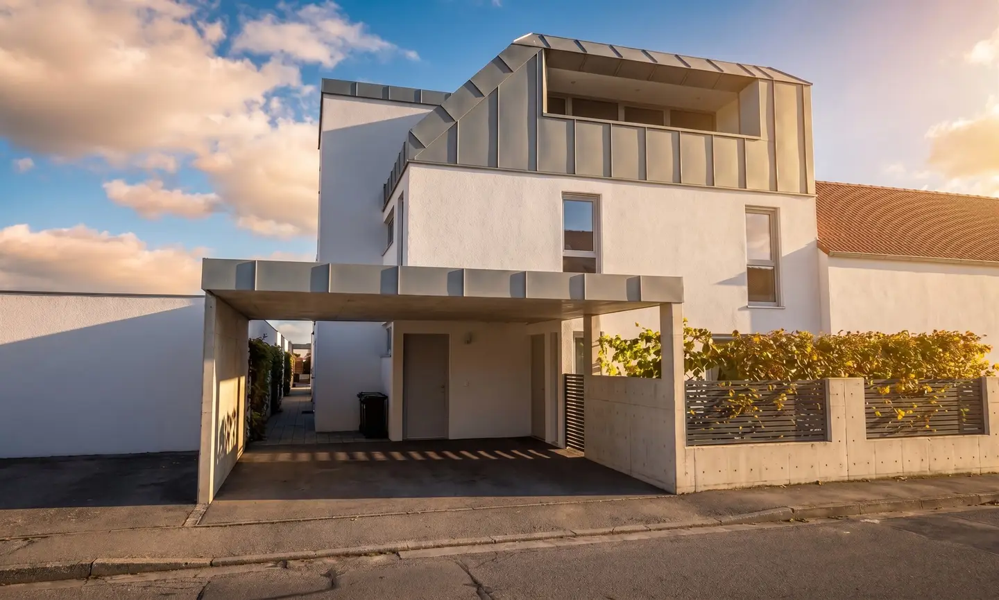 Erstbezug Maisonettewohnung mit zwei Dachterrassen und Loggia