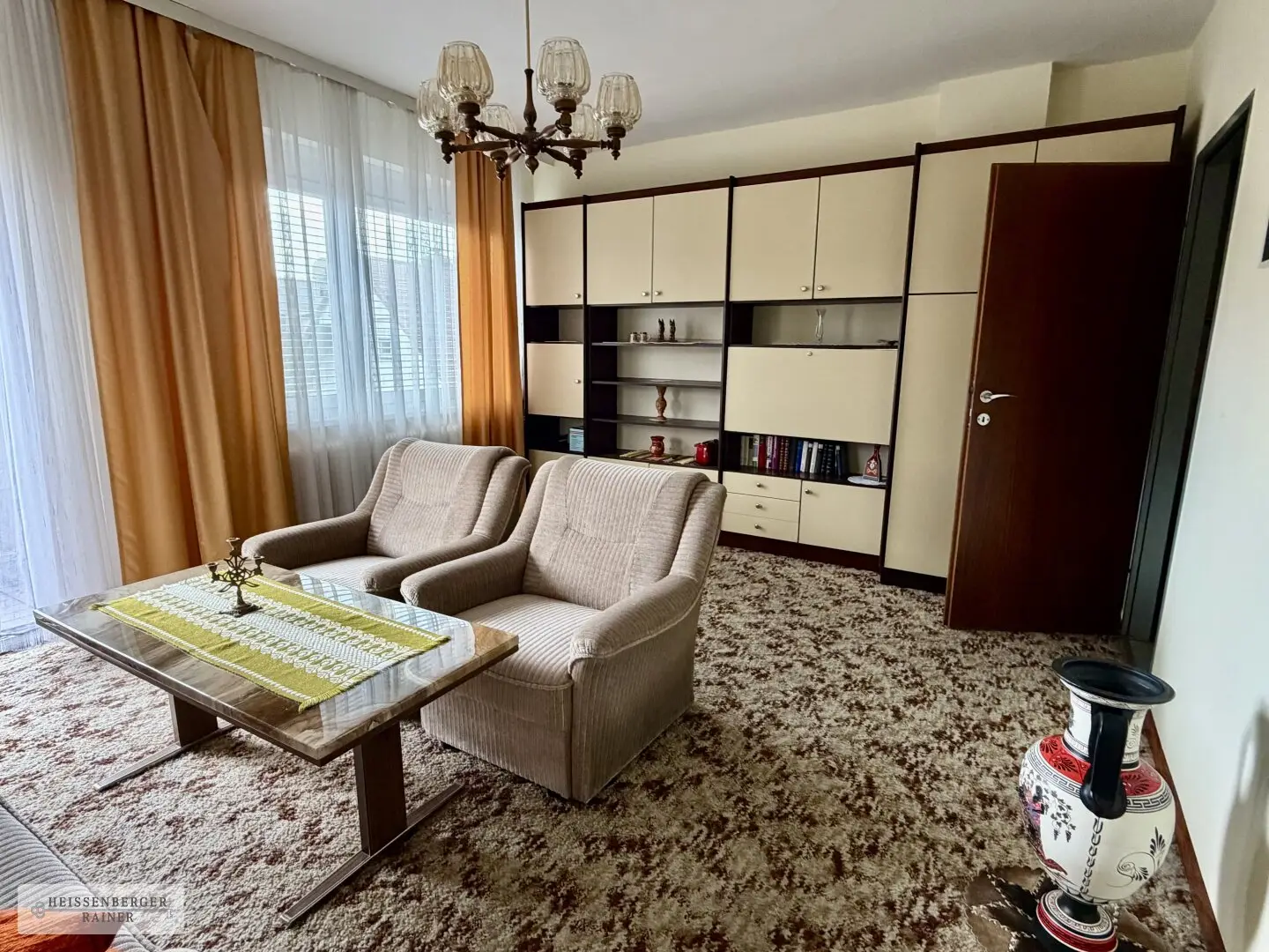 Small apartment near the city | In need of renovation