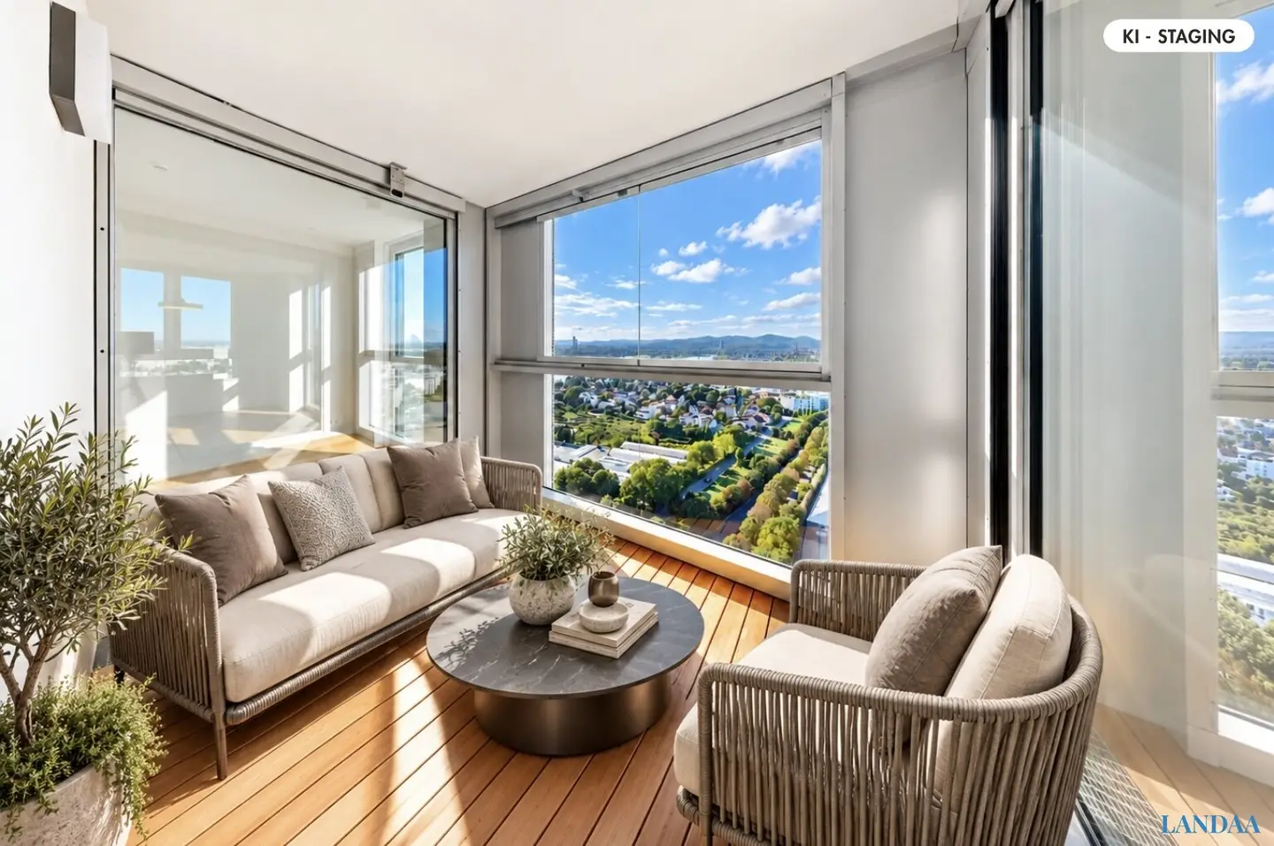 Über den Dächern Wiens: Sky Living mit Rooftop-Pool, International School und U1 vor der Tür
