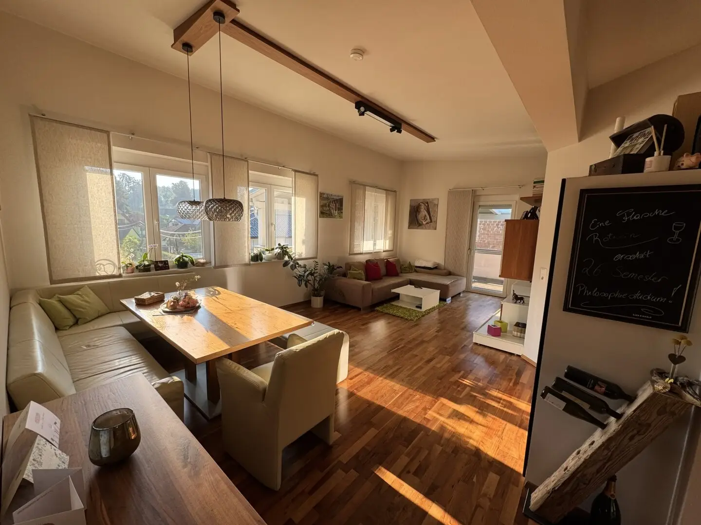 Like-new semi-detached house in a quiet location