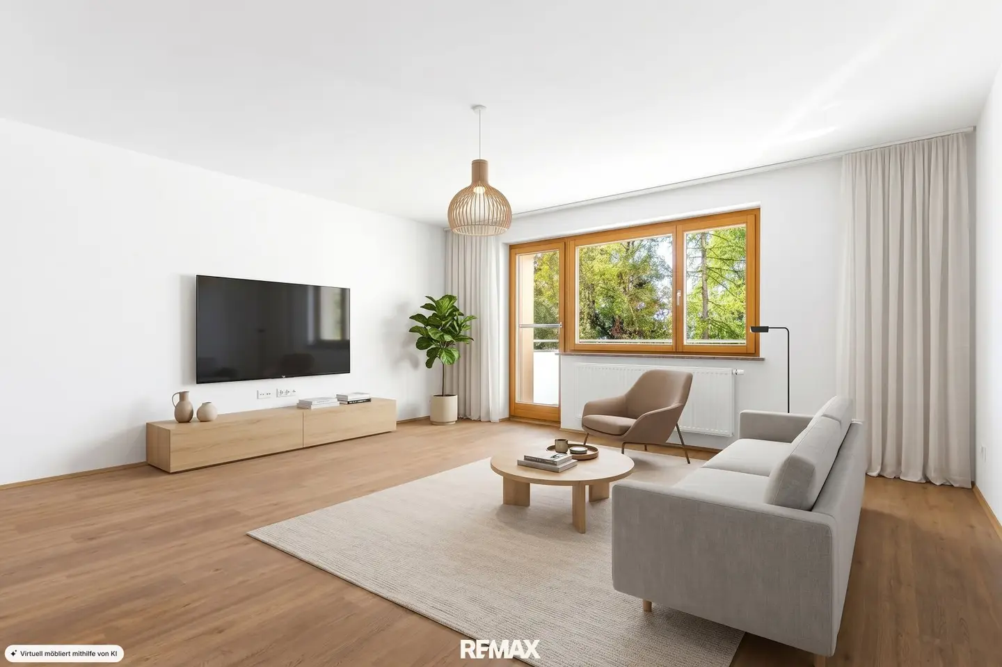 Top renovated 3-room apartment with balcony &amp; view of Pöstlingberg