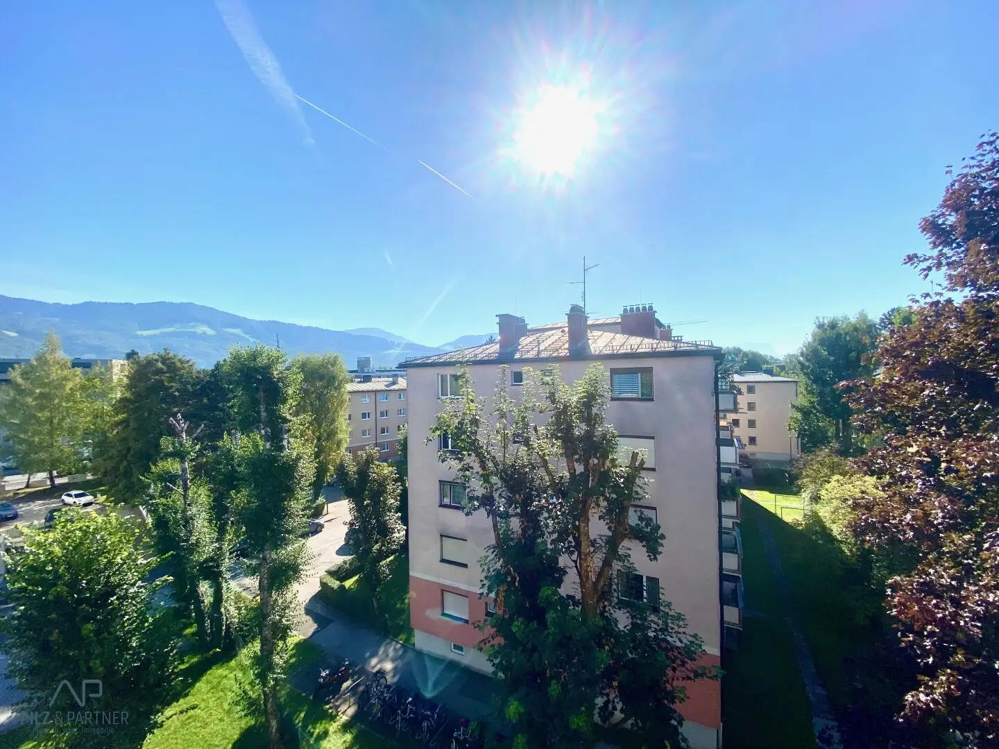 Charming studio with sunny loggia in Salzburg-South!