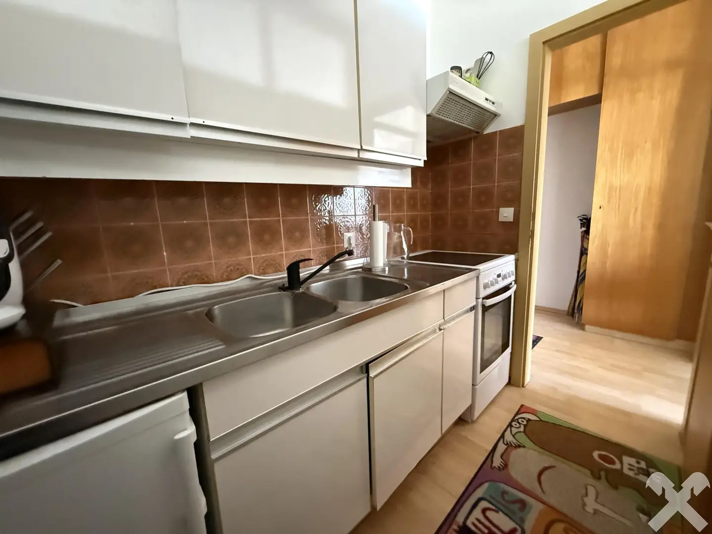 Bright apartment with loggia and secure parking