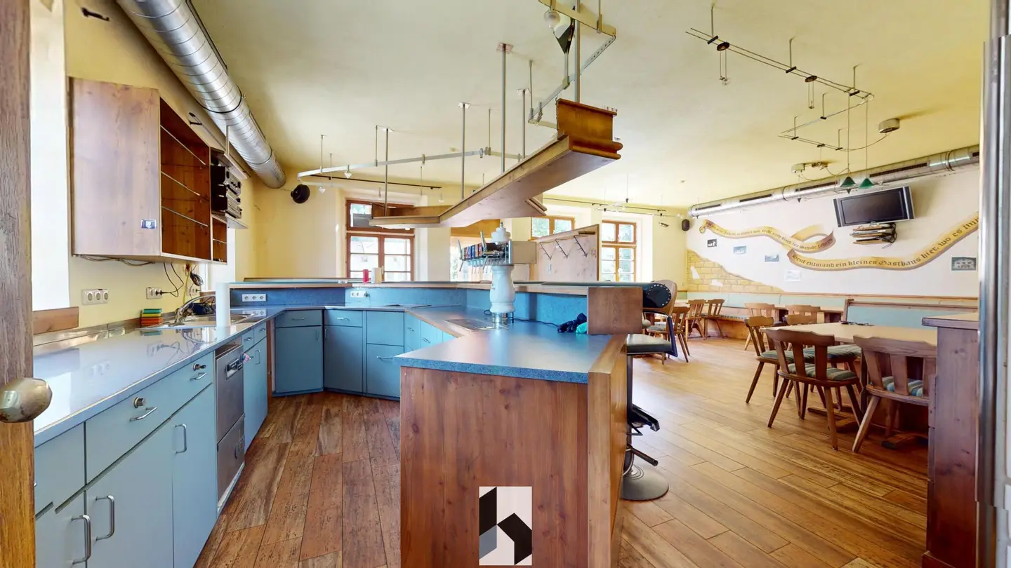 Holiday apartment in historic guesthouse with terrace