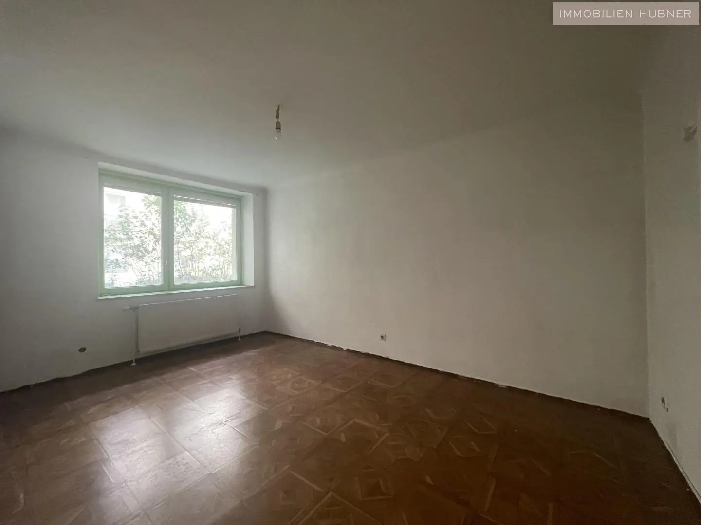 Altbauwohnung near Belvedere with peaceful courtyard