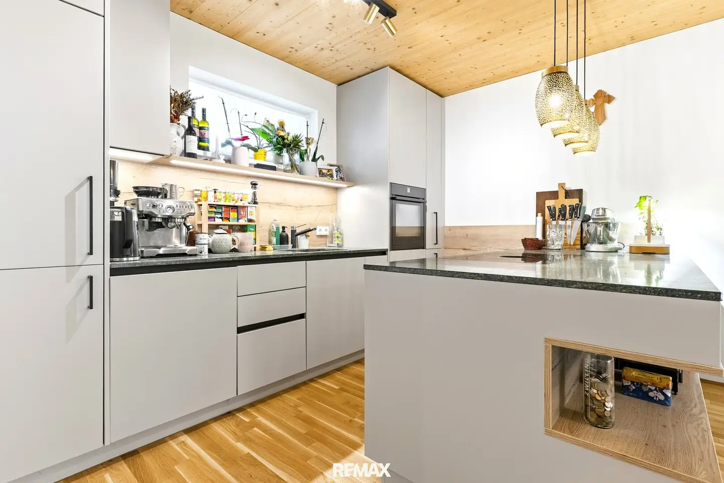 Garden apartment in Adlwang - Light, Open Space & Garden