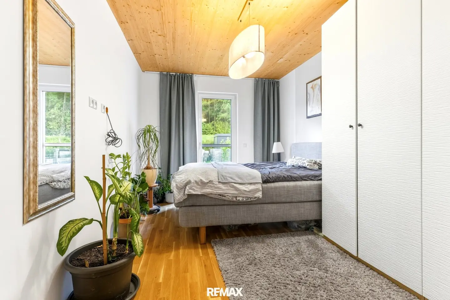 Garden apartment in Adlwang - Light, Open Space & Garden