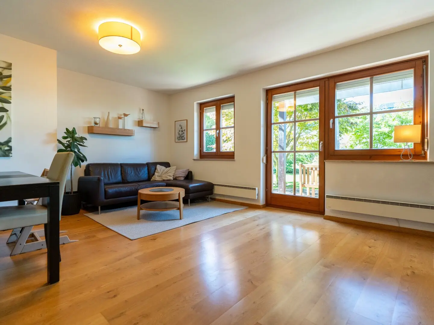 GARTENleben.ELSBETHEN | 3-Zimmer-Garten-Eckwohnung mit Carport-Stellplatz & Kaminofen