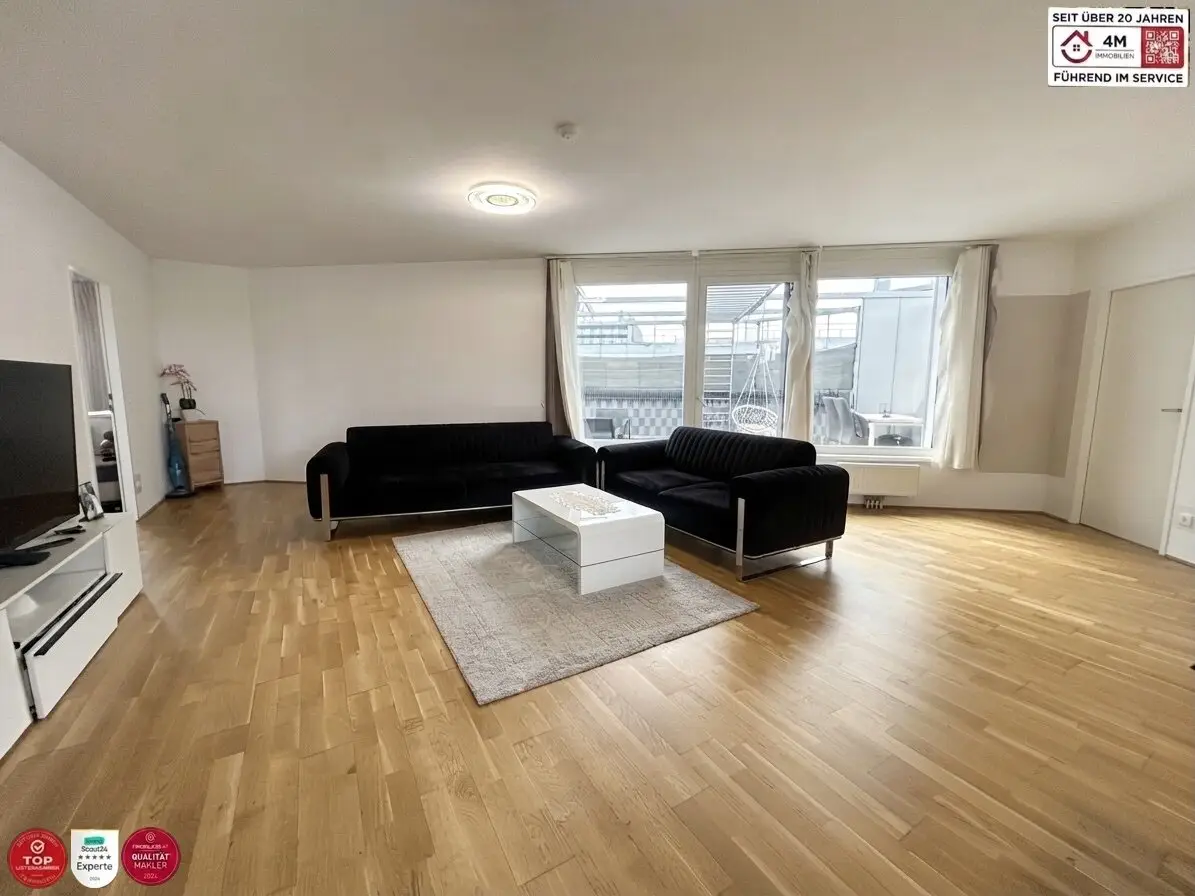 High-End Penthouse with Skyline View - Exclusive Top Floor Apartment with 3 Terraces, Underground Parking Space and Children's Playground