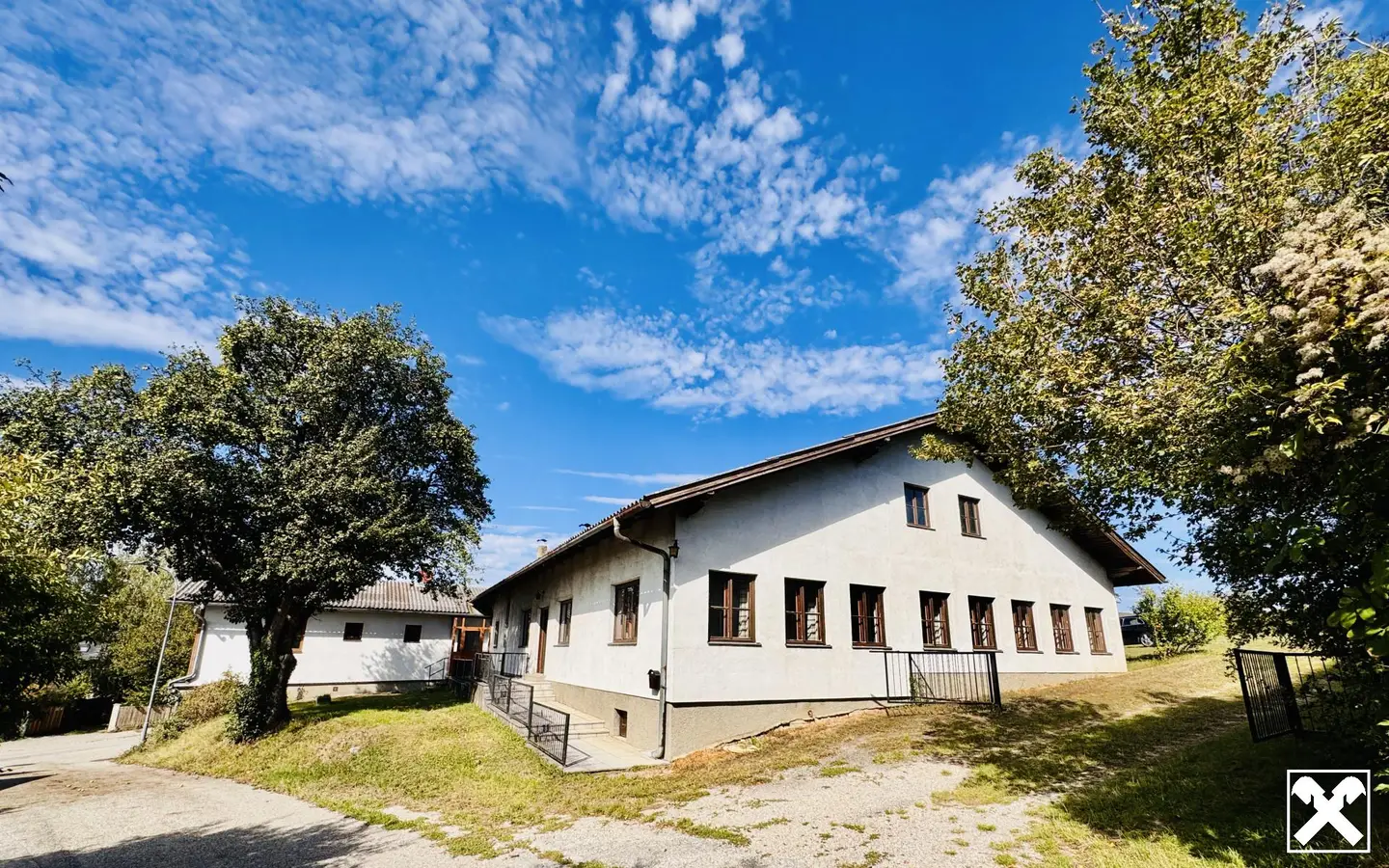 Naturnahes Refugium auf großem Grundstück Familienwohnung
