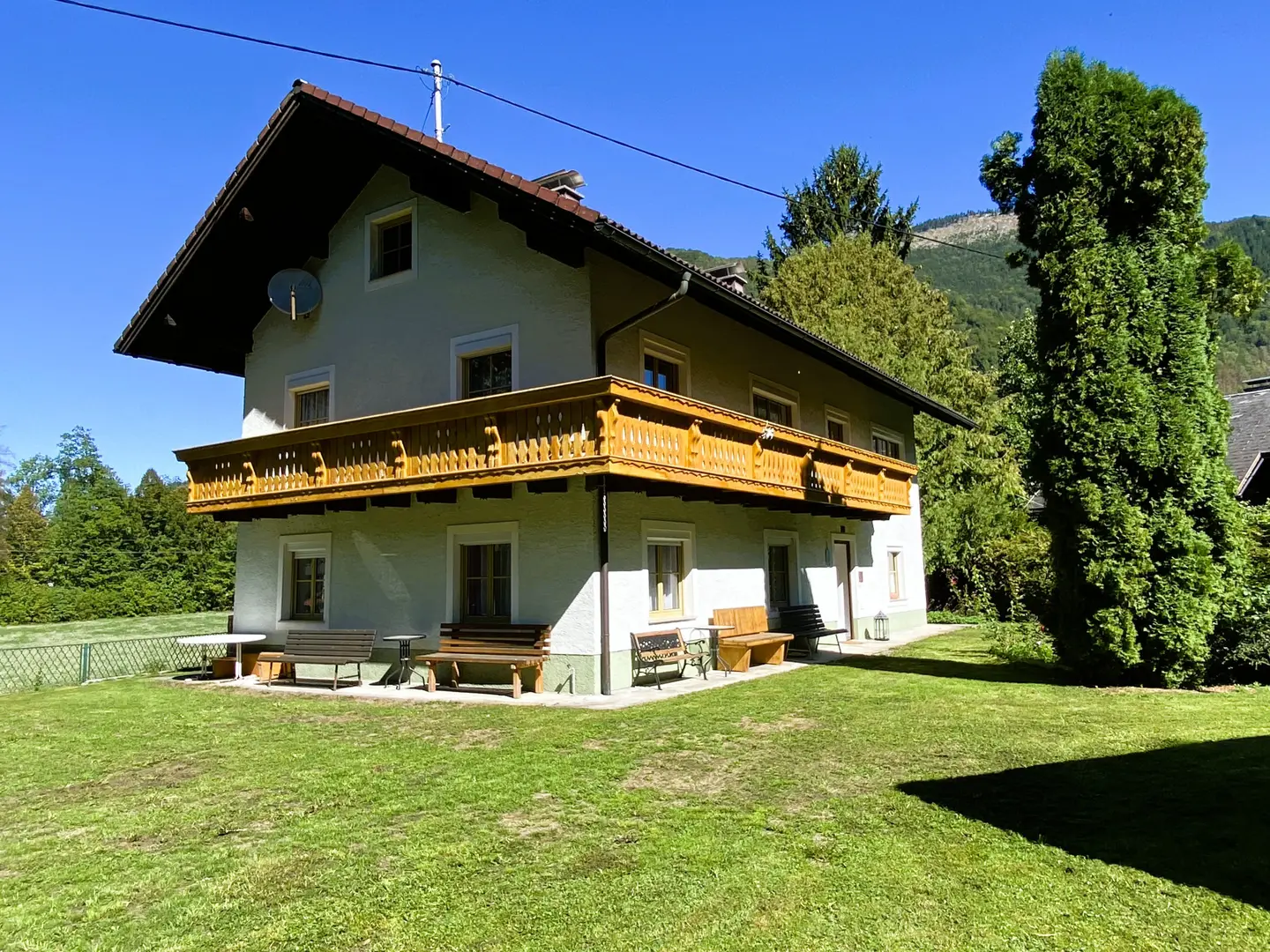 Viel Raum und großes Grundstück in naturnaher Lage Wohnung