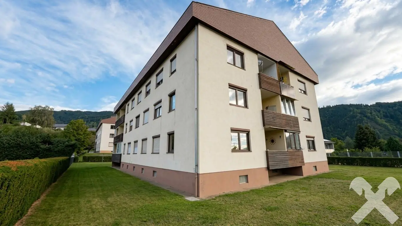 Quiet apartment with loggia and cellar compartment