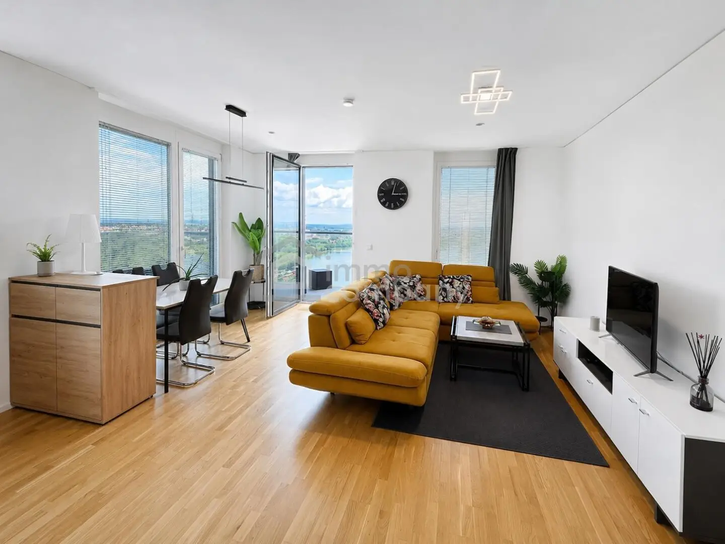 MARINA TOWER – Exklusive Eckwohnung im 27. Stock mit der Beste Panoramablick