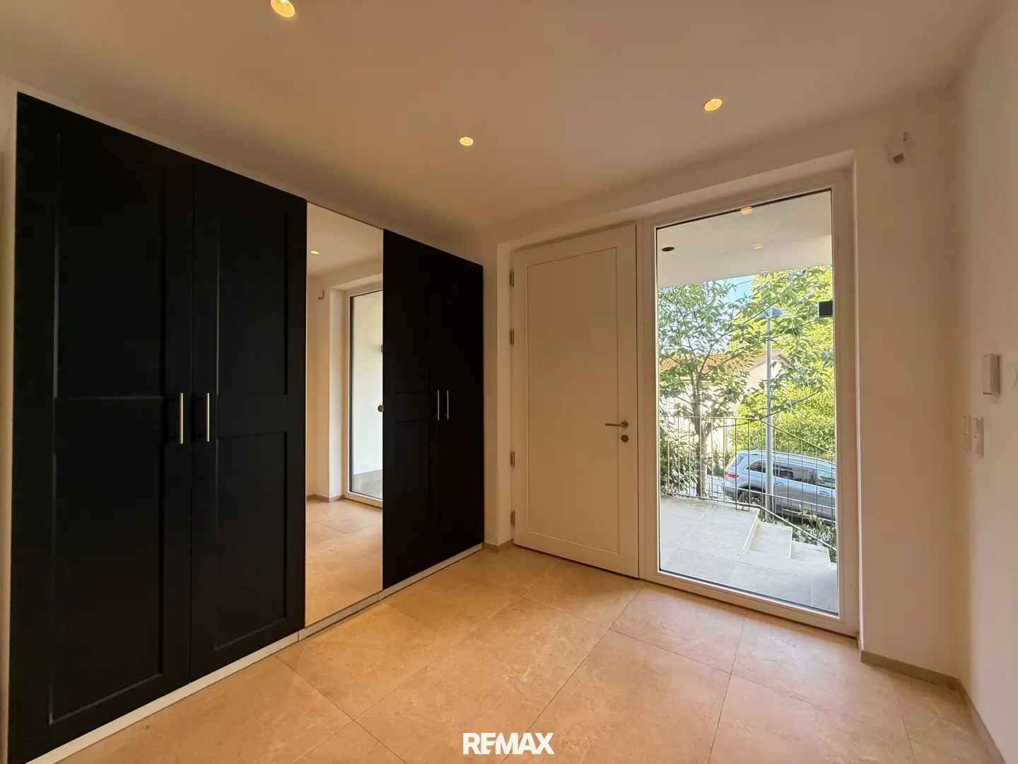 Moderne Doppelhaushälfte in 1190 Wien – exklusiv mieten um 4900 € inkl. BK monatlich!