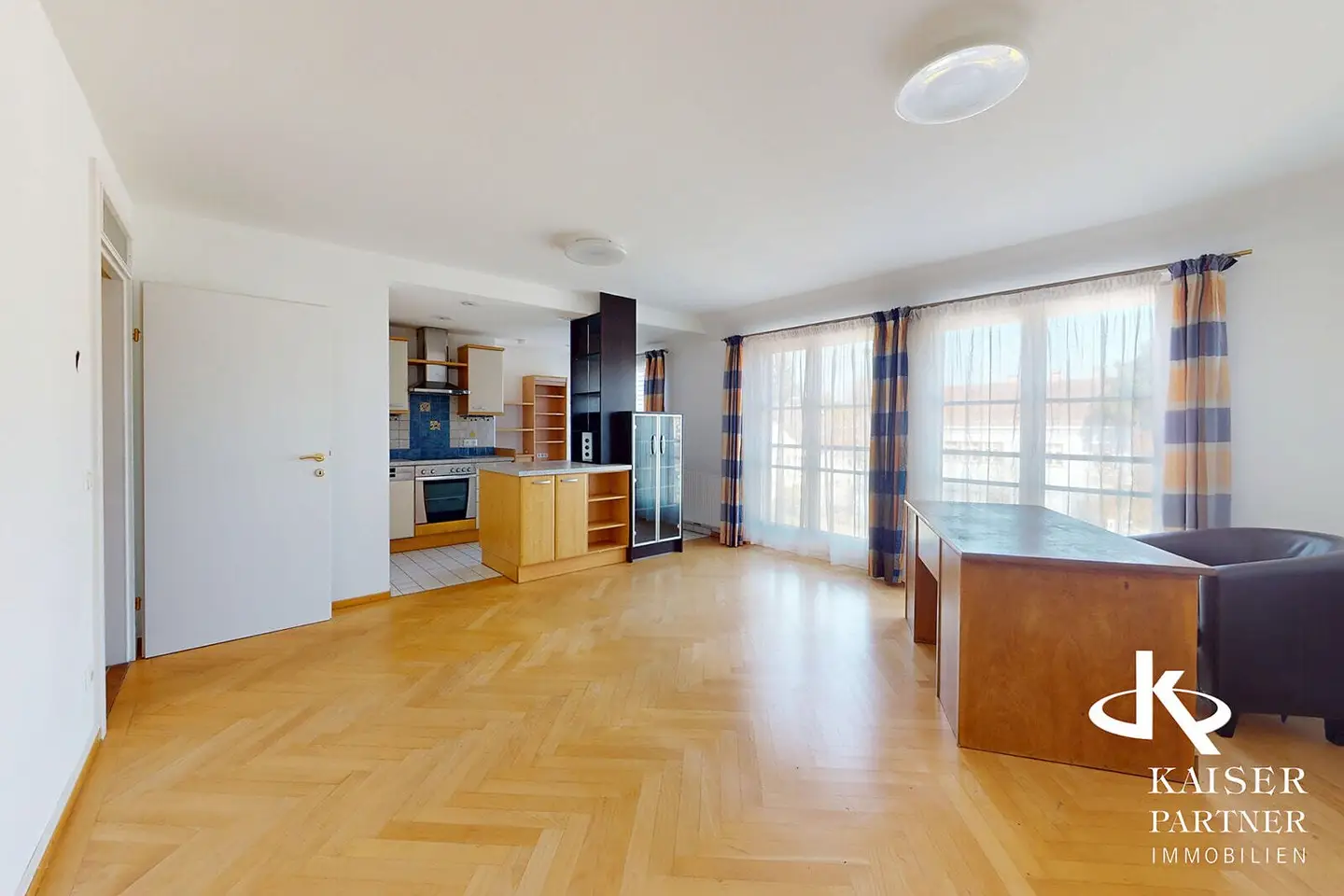 Modern, barrier-free 3-room apartment 82.5 m² with underground parking at Maurer Hauptplatz