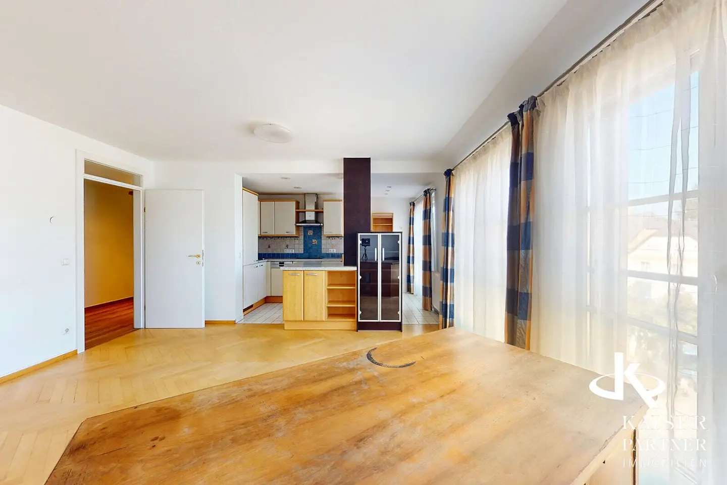 Modern, barrier-free 3-room apartment 82.5 m² with underground parking at Maurer Hauptplatz