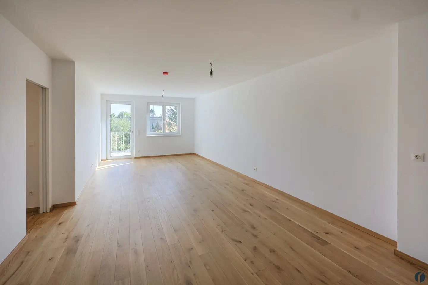 3-Zimmer-Erstbezugswohnung mit Balkon in Bahnhofsnähe