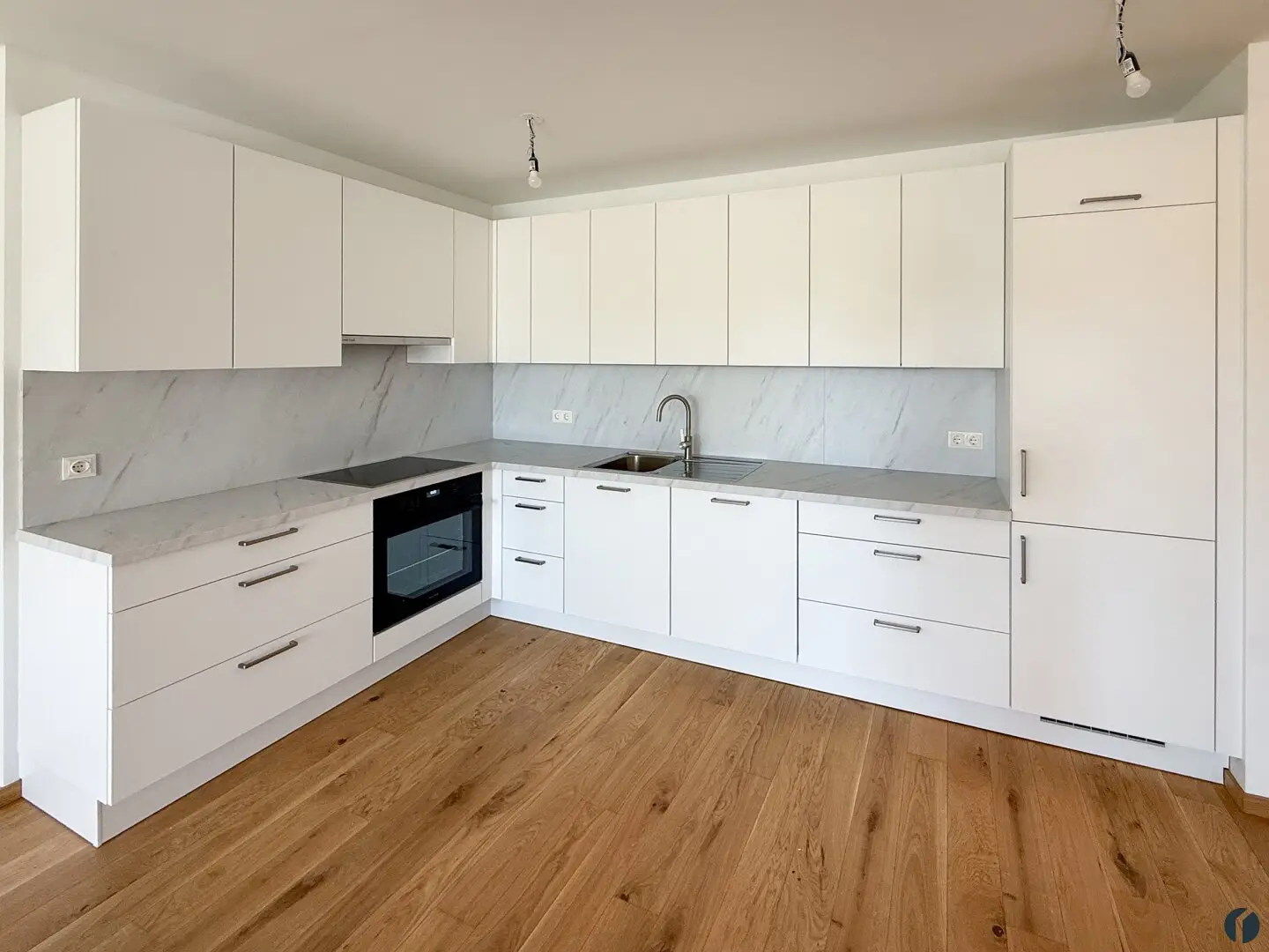 3-Zimmer-Erstbezugswohnung mit Balkon in Bahnhofsnähe