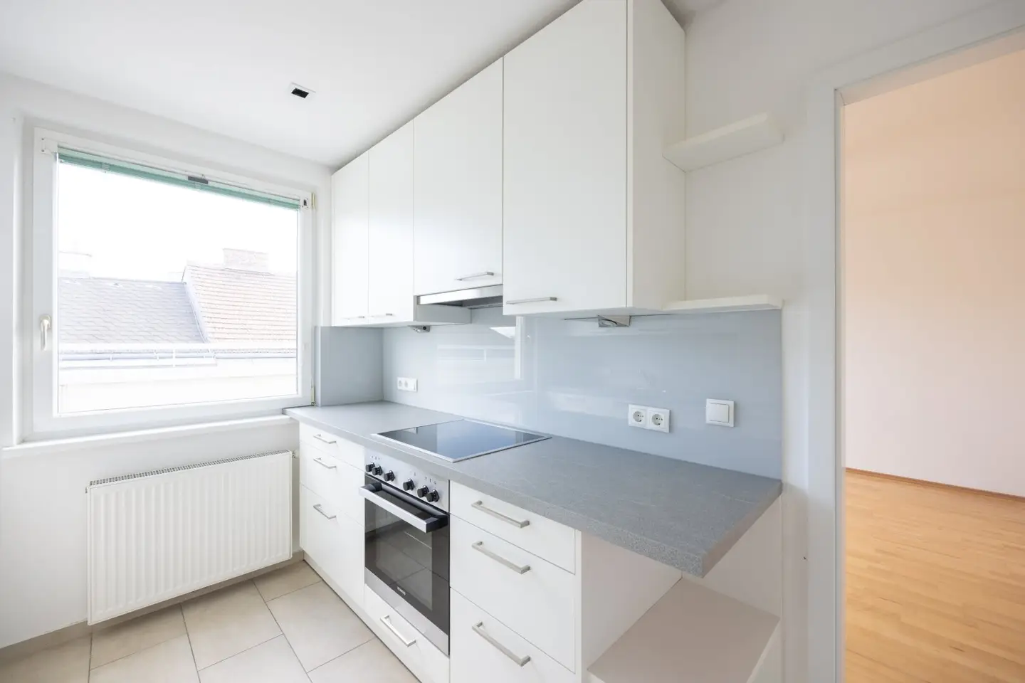 Beautiful 67m² 2-room attic apartment with 24m² terrace without elevator for athletes and fitness enthusiasts
