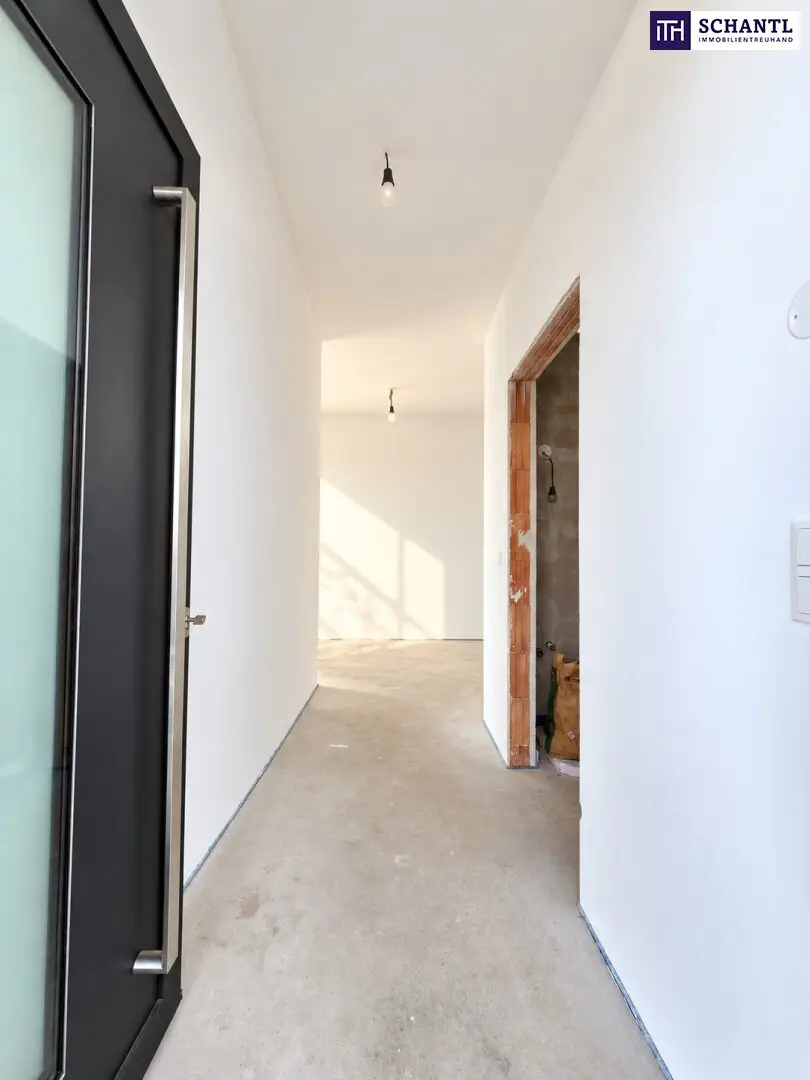 OUT OF VIENNA. INTO YOUR OWN HOUSE! 181 m² living and usable area, XXL terrace & large garden – SECURE A VIEWING NOW!','de':null
