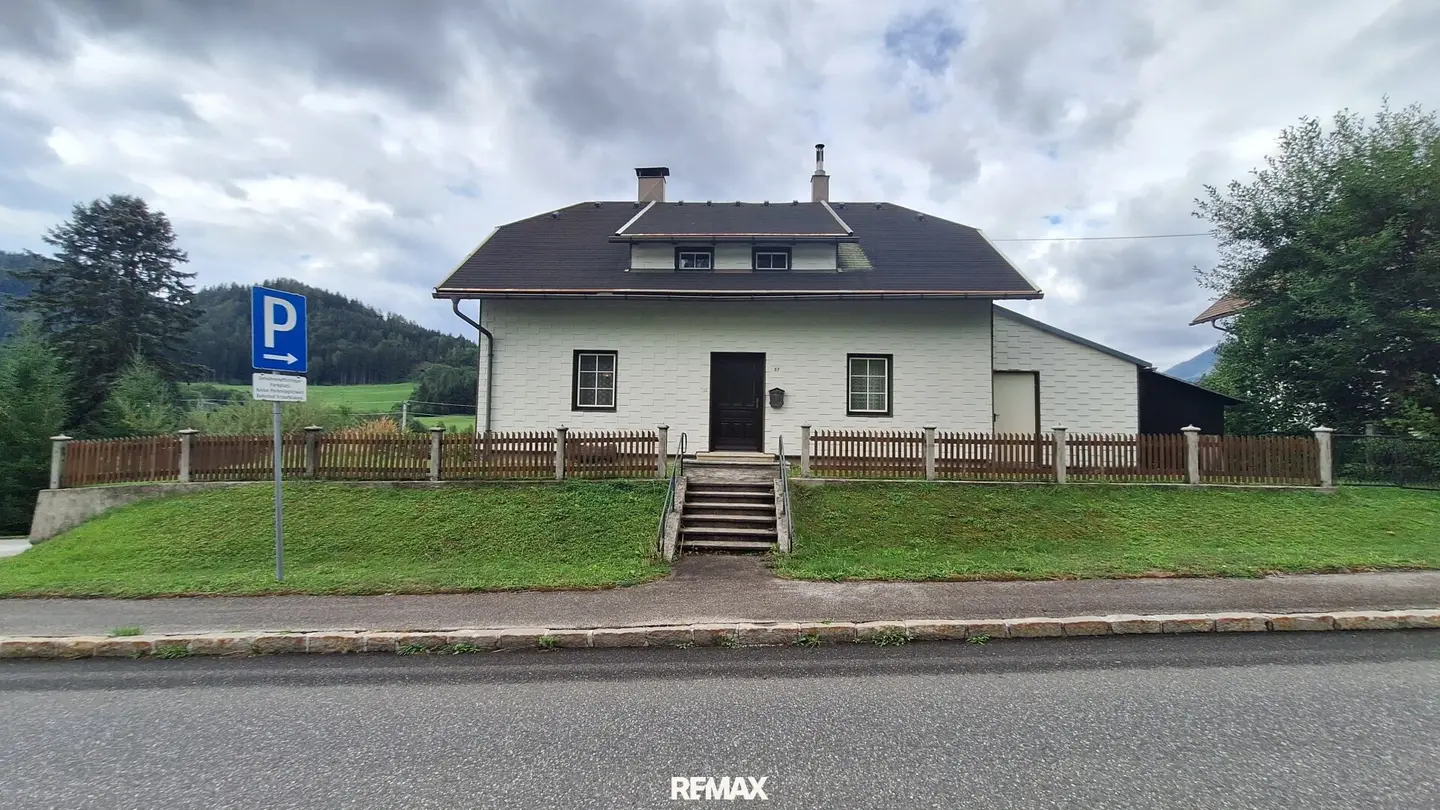 Wohnen im Grünen – Einfamilienhaus in Langseitenrotte