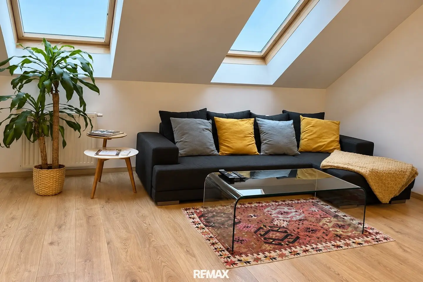 Über 76 m² Wohn- und Terrassenfläche – U1 ums Eck