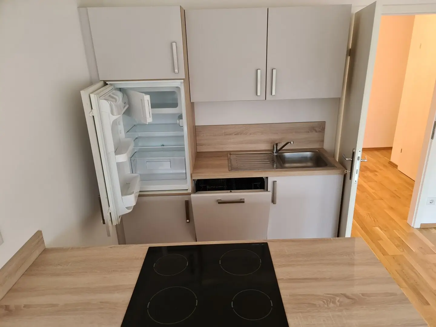 Fischamend Top new-build apartment with garage and underfloor heating
