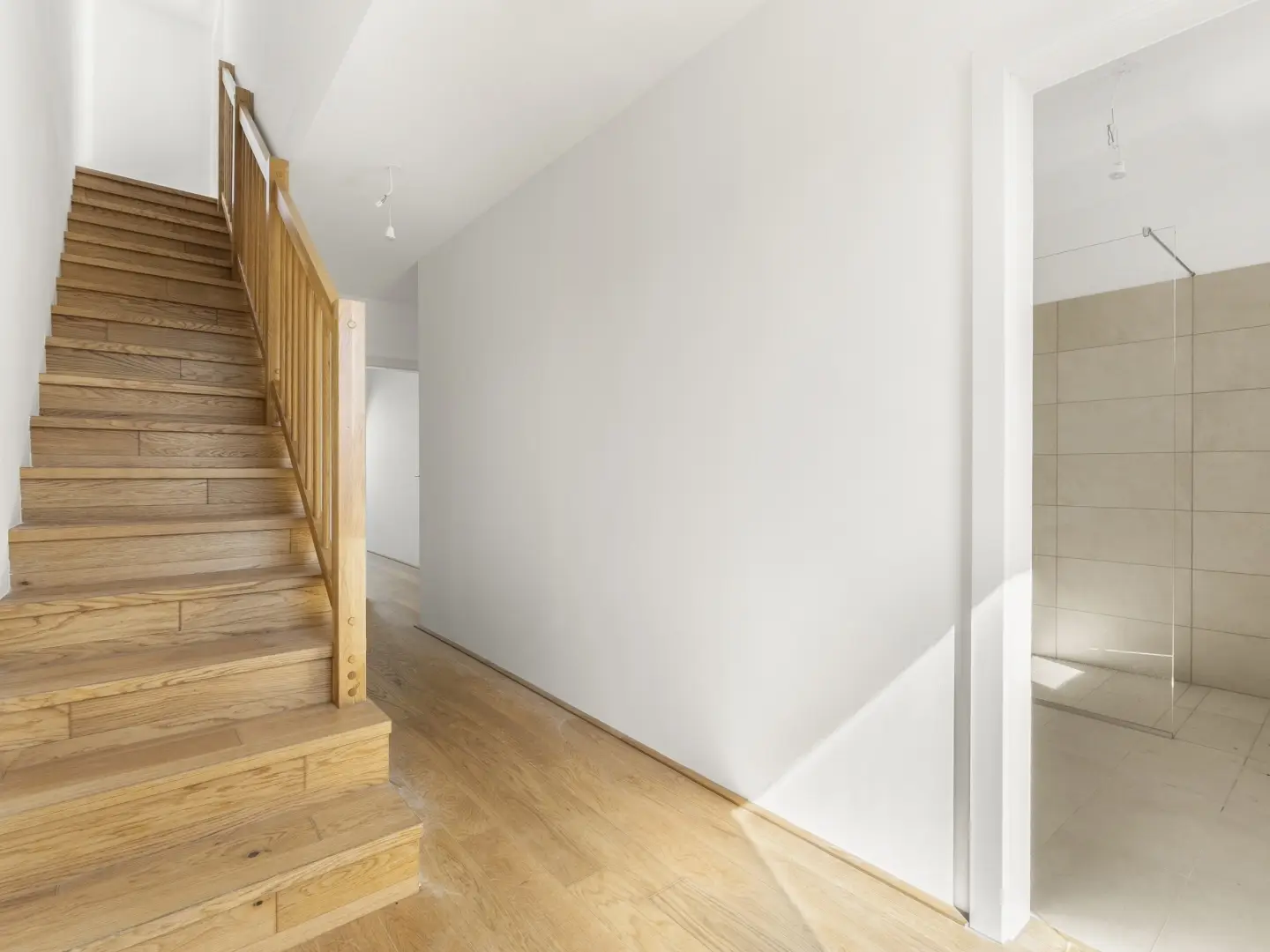 Neubau Dachgeschosswohnung mit Dachterrasse provisionsfrei