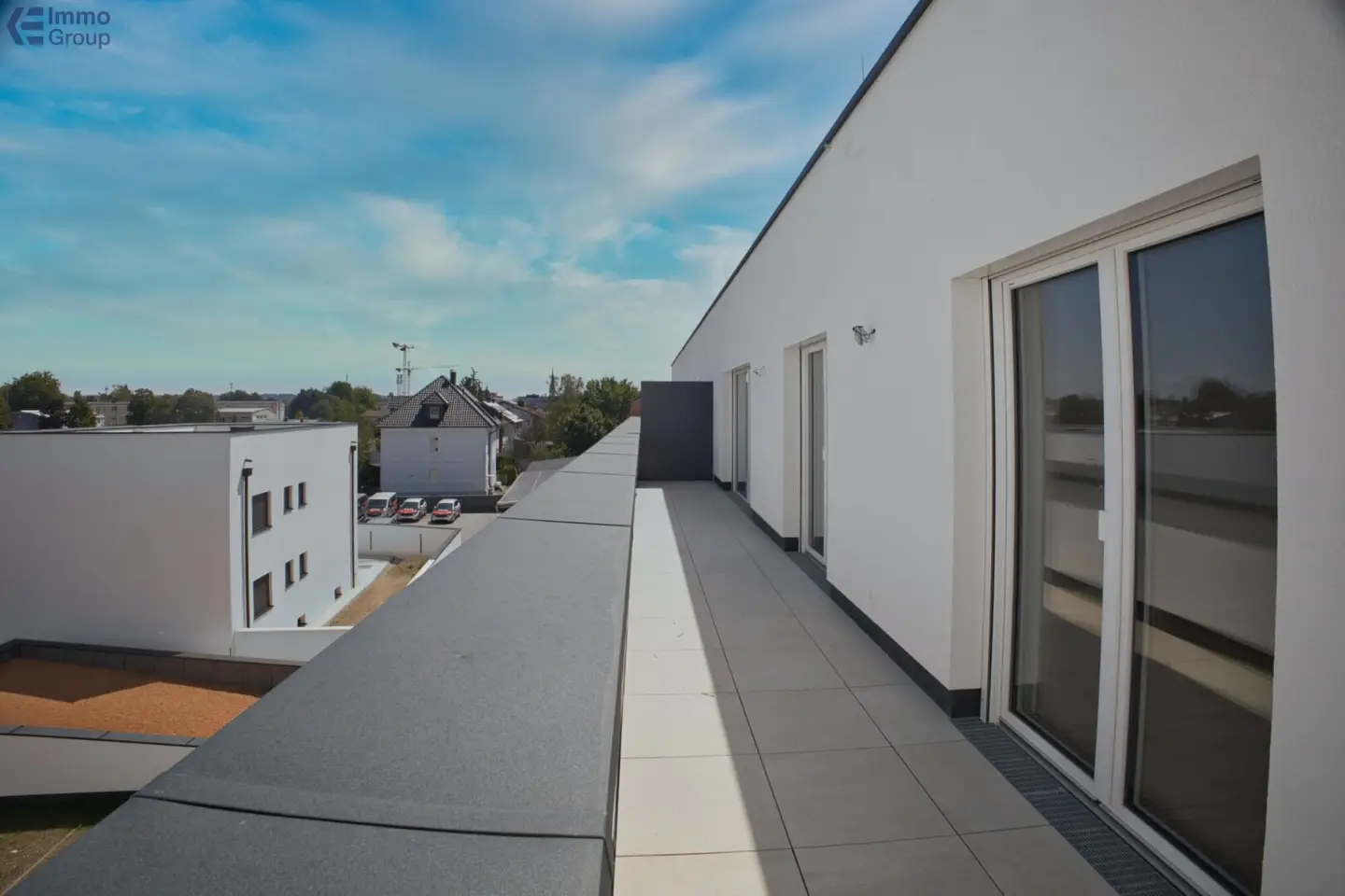 Neubau-Erstbezug Traun: 3 Zimmer, 84 m², 22 m² Terrasse, Top 12
