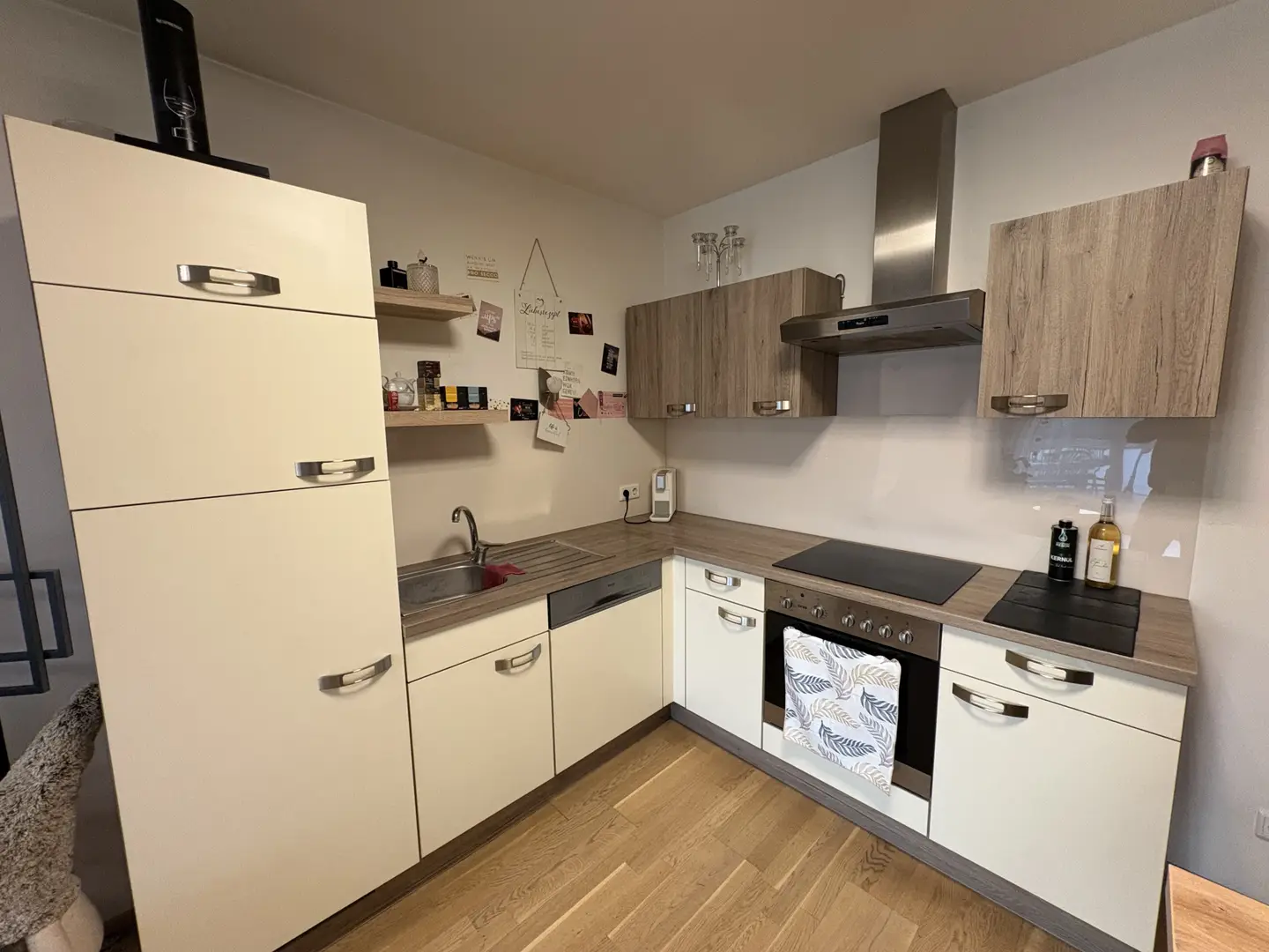 Wohnung mit großer Loggia und Parkplatz im Ortskern