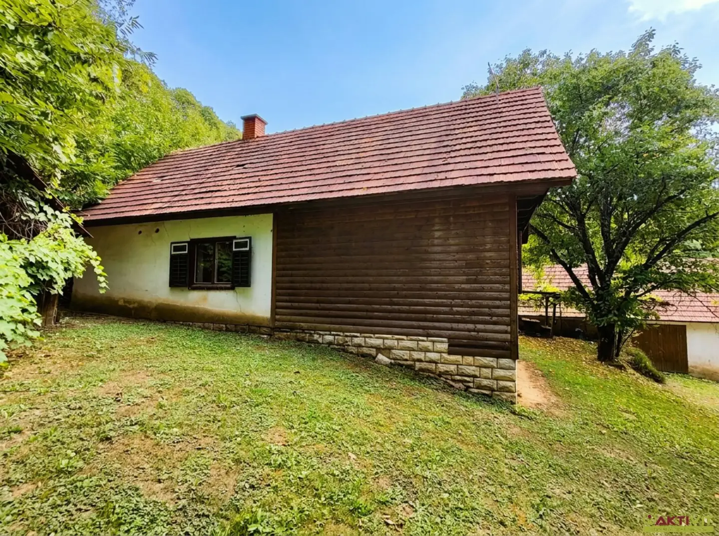 32.724 m² Naturgrundstück mit Wald, Freiflächen und Altbestand bei Sankt Anna am Aigen.