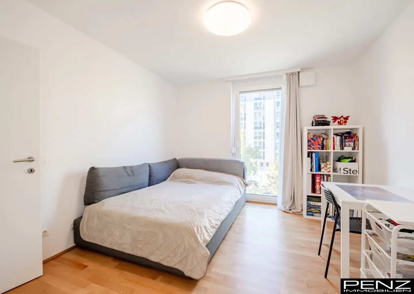 VIENNA: Exclusive 2-room apartment with loggia near the Uno City