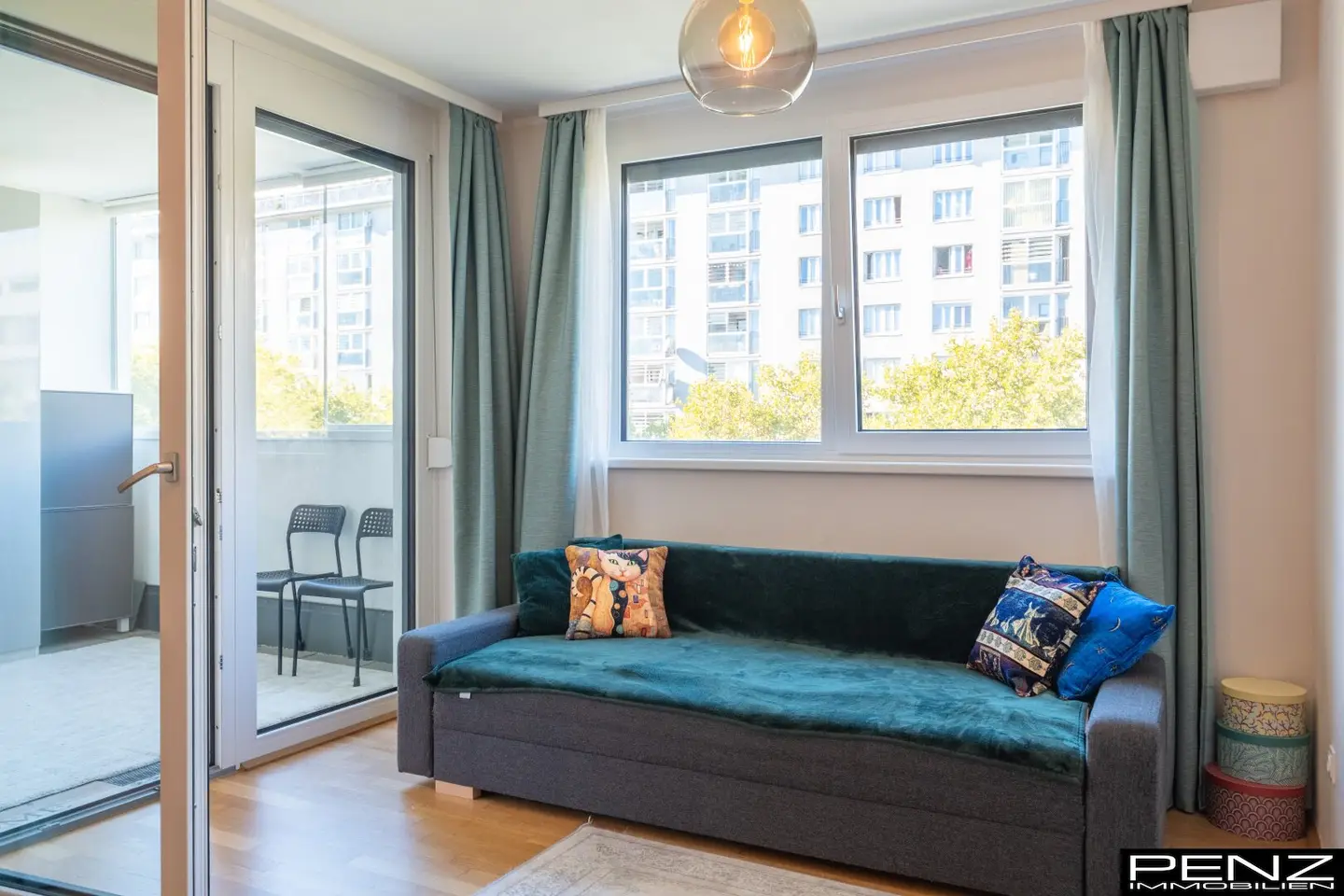 VIENNA: Exclusive 2-room apartment with loggia near the Uno City