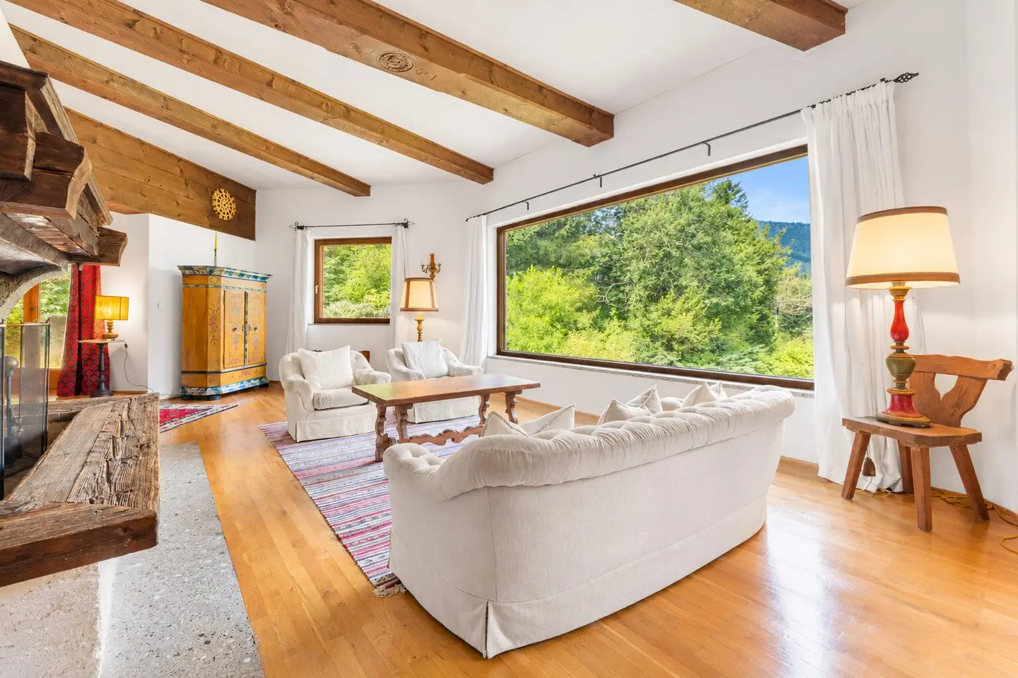Unique holiday home with breathtaking view in top quiet location