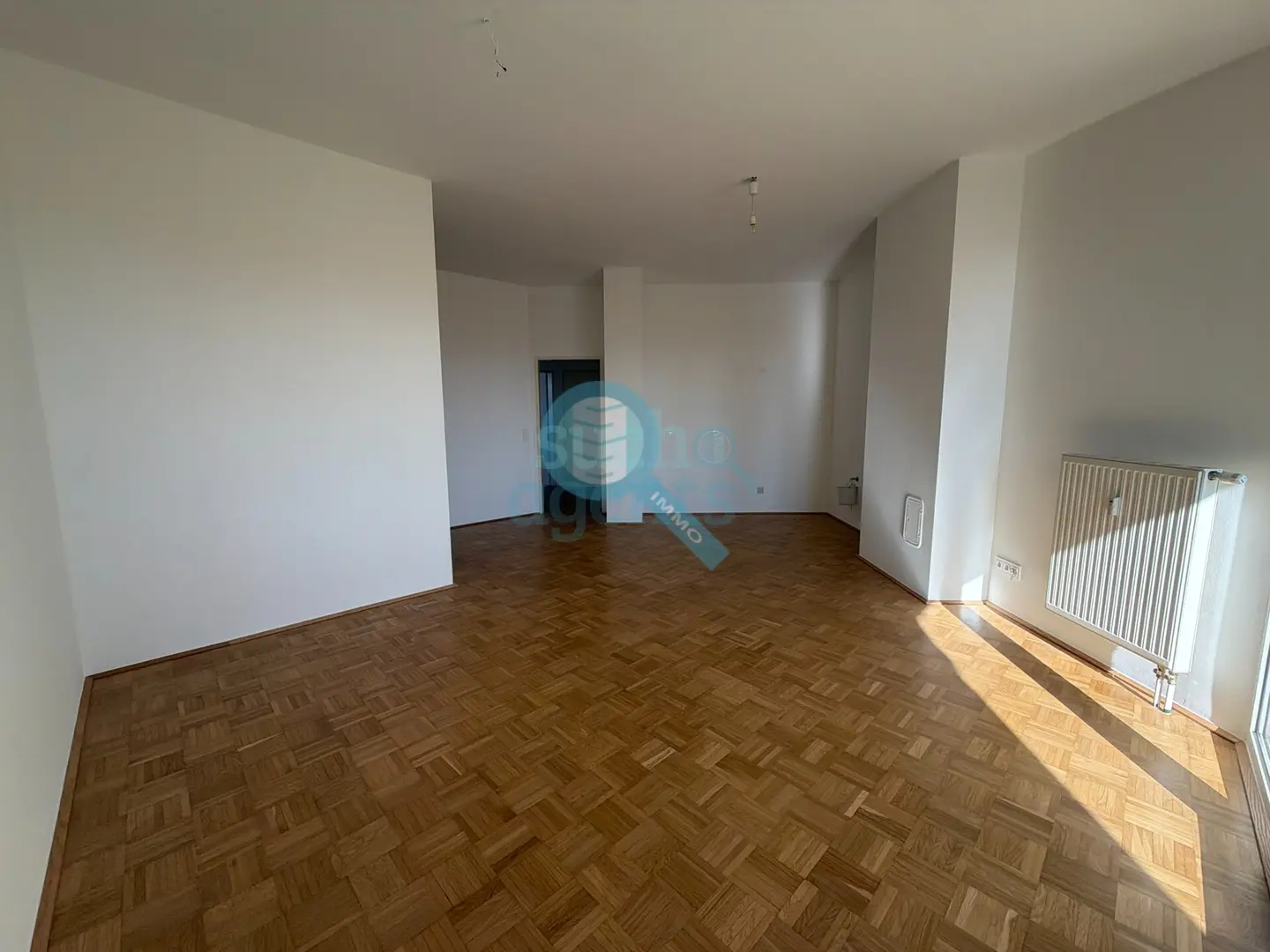 Bright Dachgeschosswohnung with southwest loggia