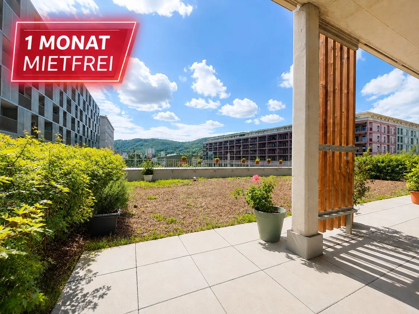 Apartment with private garden and large terrace