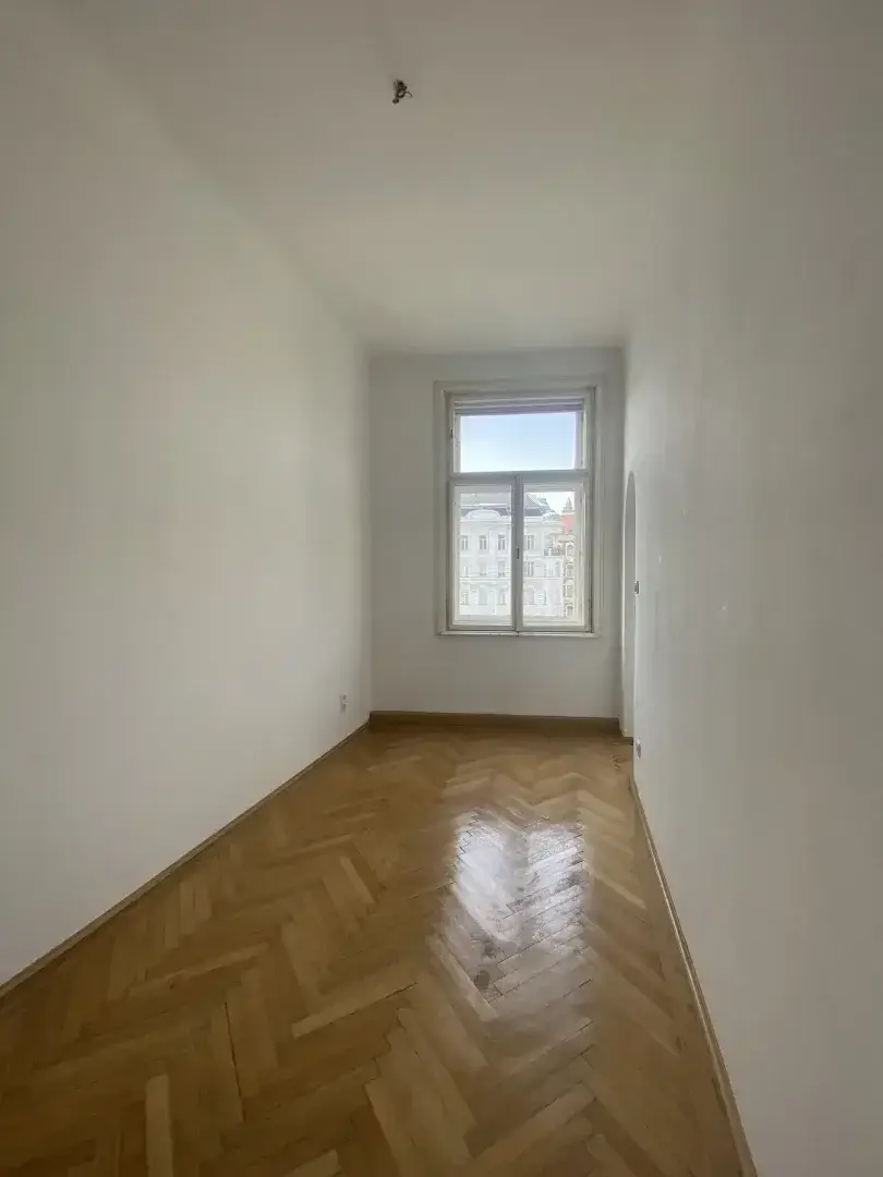 Charming 2 room apartment with perfectly thought-out layout in 1100 Vienna