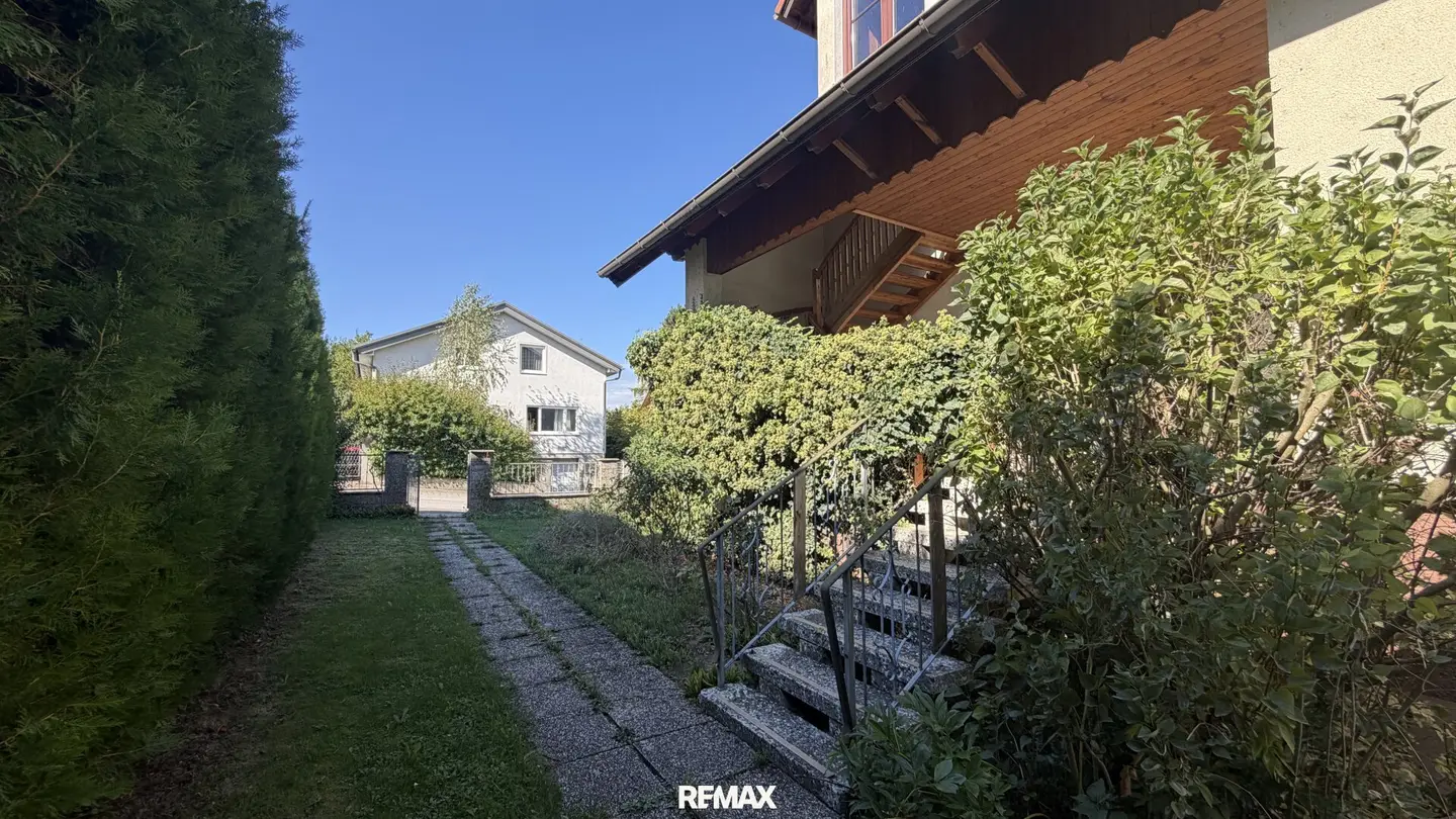 Gepflegtes Einfamilienhaus mit großem Garten und Ausbaupotenzial in Gerersdorf