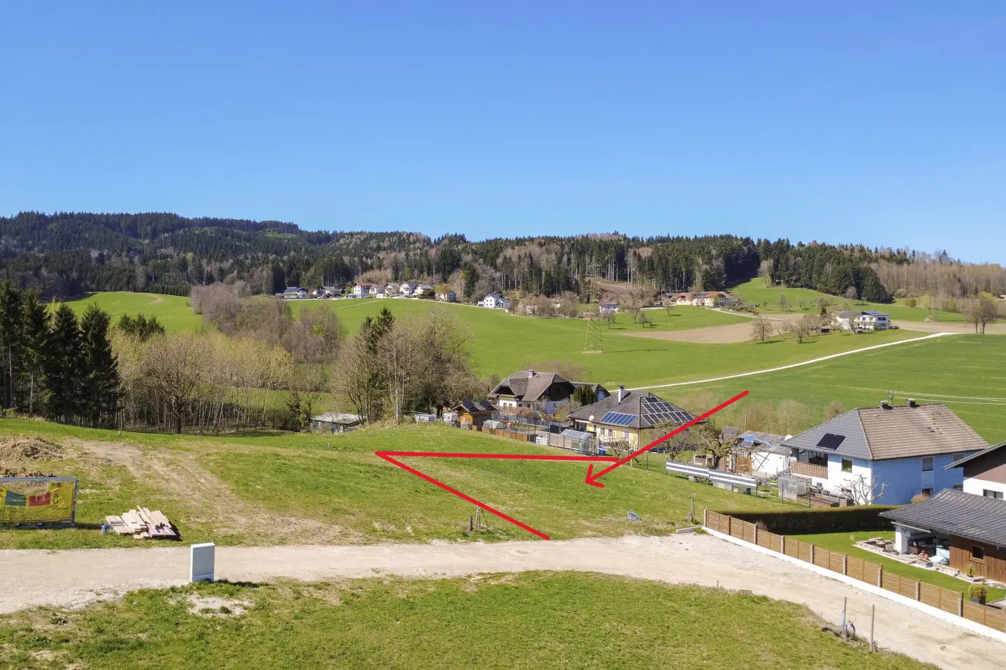 Wohnung in ruhiger naturnaher Lage ideal zum Bauen