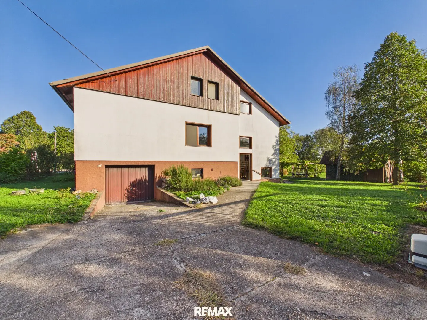 Einfamilienhaus mit ca. 170 m² Wohnfläche &amp; ca. 980 m² Grund in Schönabrunn