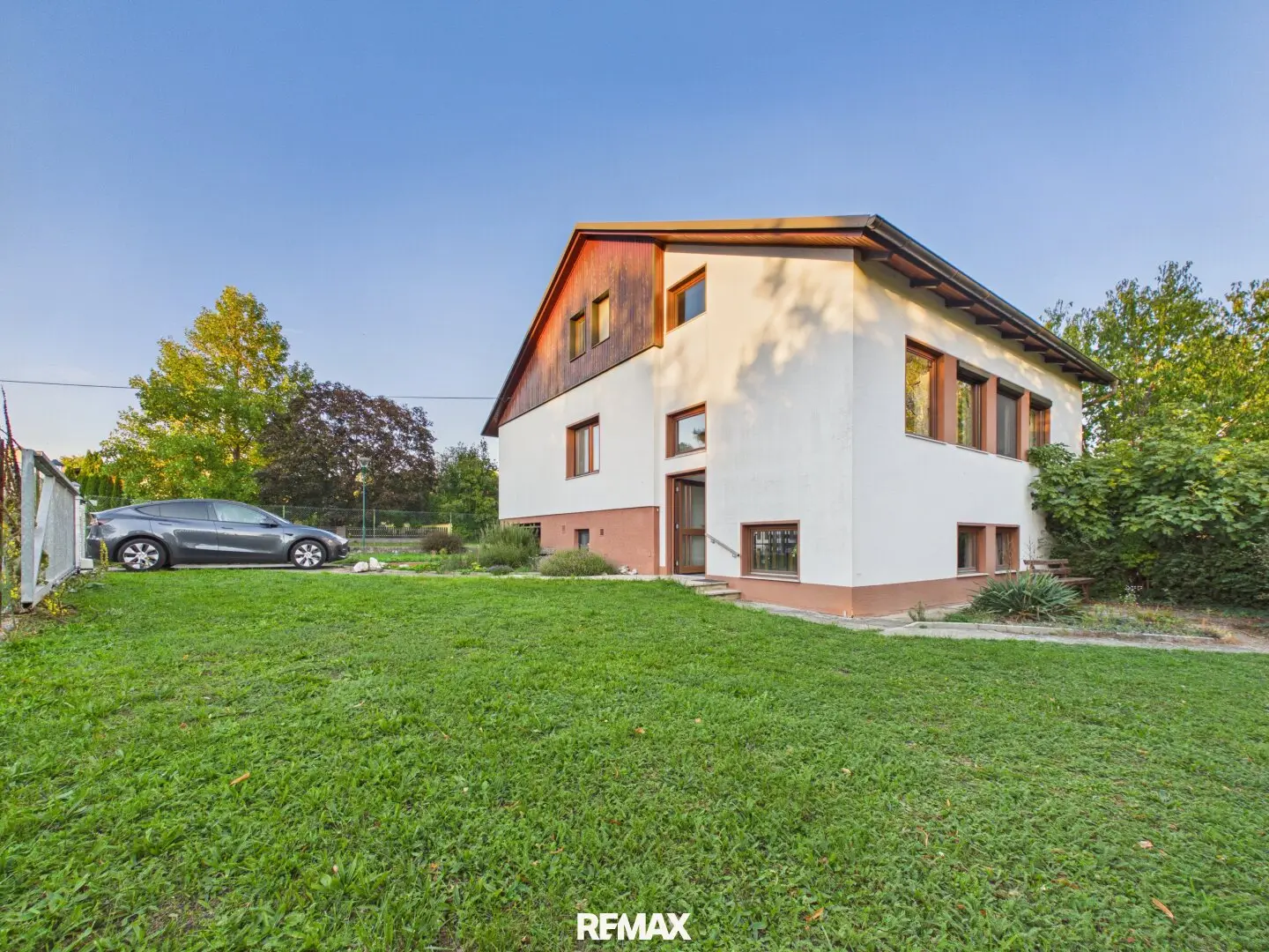 Einfamilienhaus mit ca. 170 m² Wohnfläche, 1.883 m² Grund & zusätzlichem Bauplatzpotenzial
