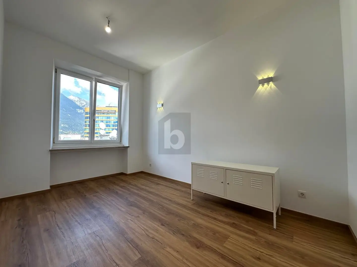 Centrally located apartment with courtyard calm and elevator