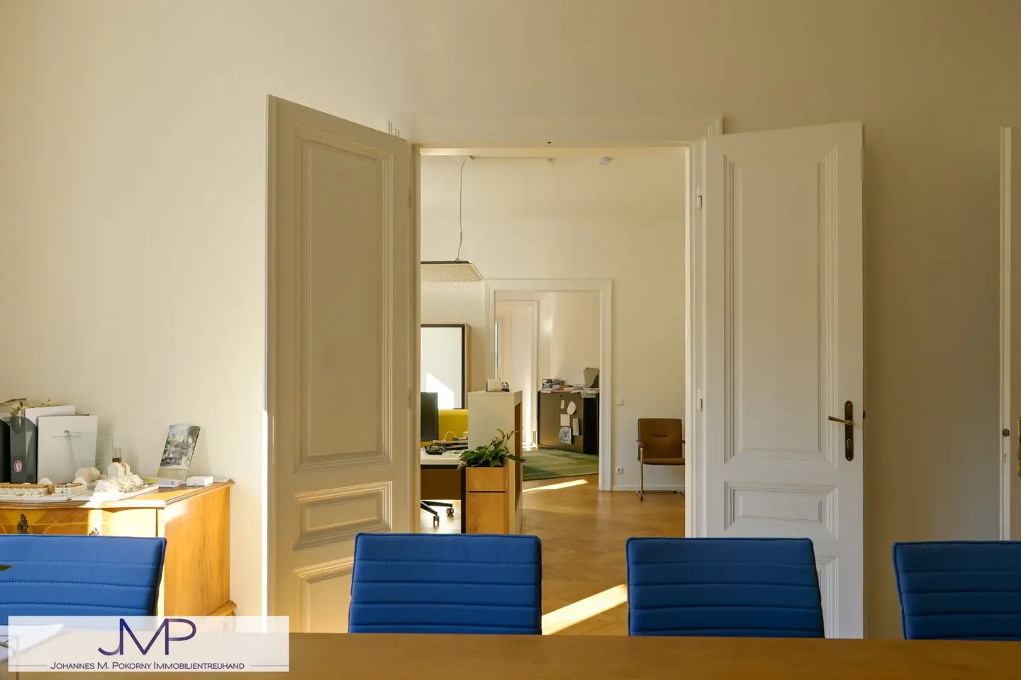 Wohnen oder Arbeiten direkt beim Währinger Park!