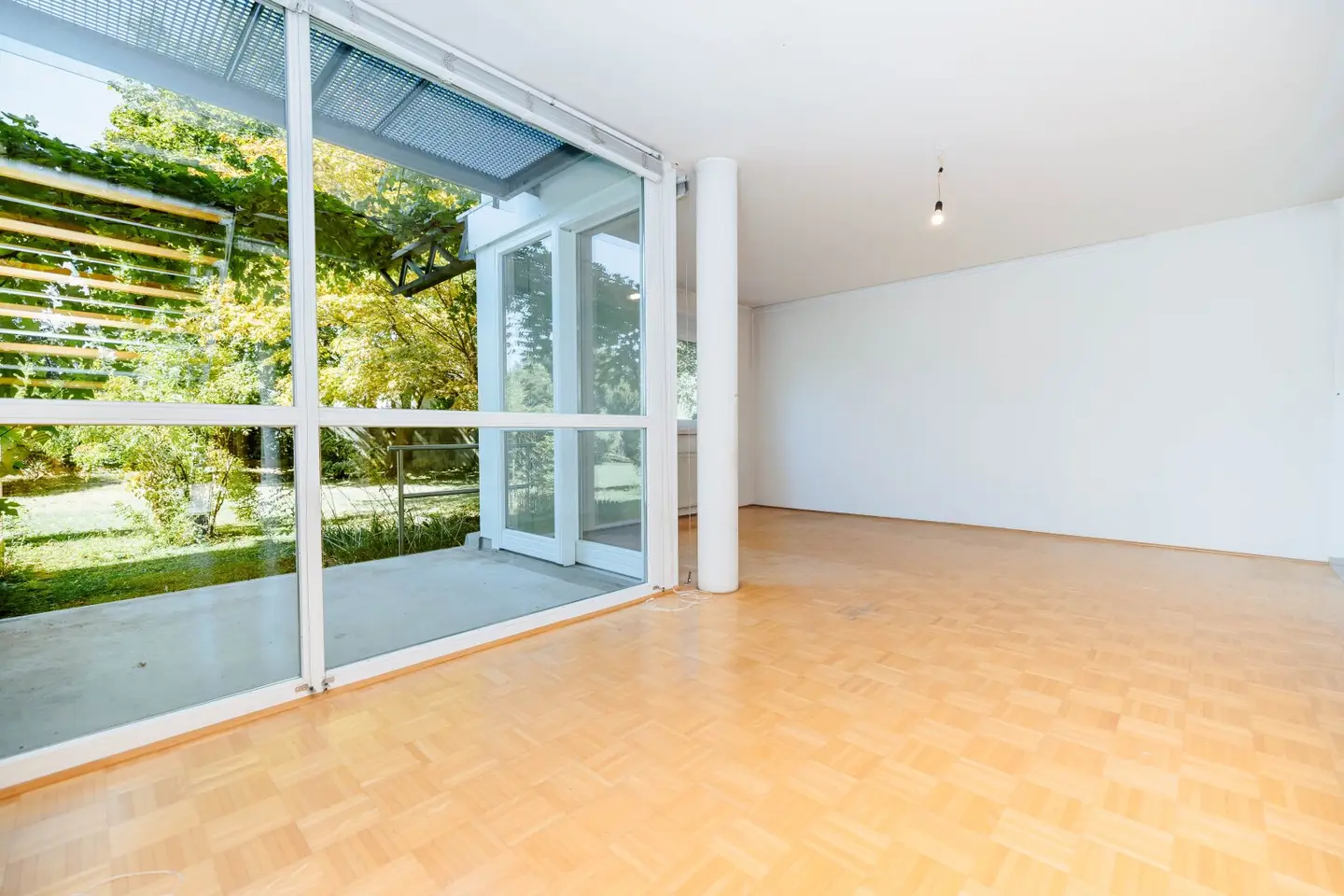 WOW I GARDEN I UNDERGROUND GARAGE I BALCONY I BATHTUB I MAISONETTE I VERY MODERN I EXCELLENT FLOOR PLAN I VERY QUIET I BRIGHT I PROJEKT WOHNEN