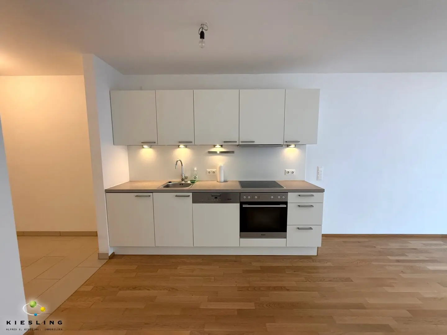 1-Room New Build with Southeast Balcony in Courtyard Quiet Location Top Energy Rating