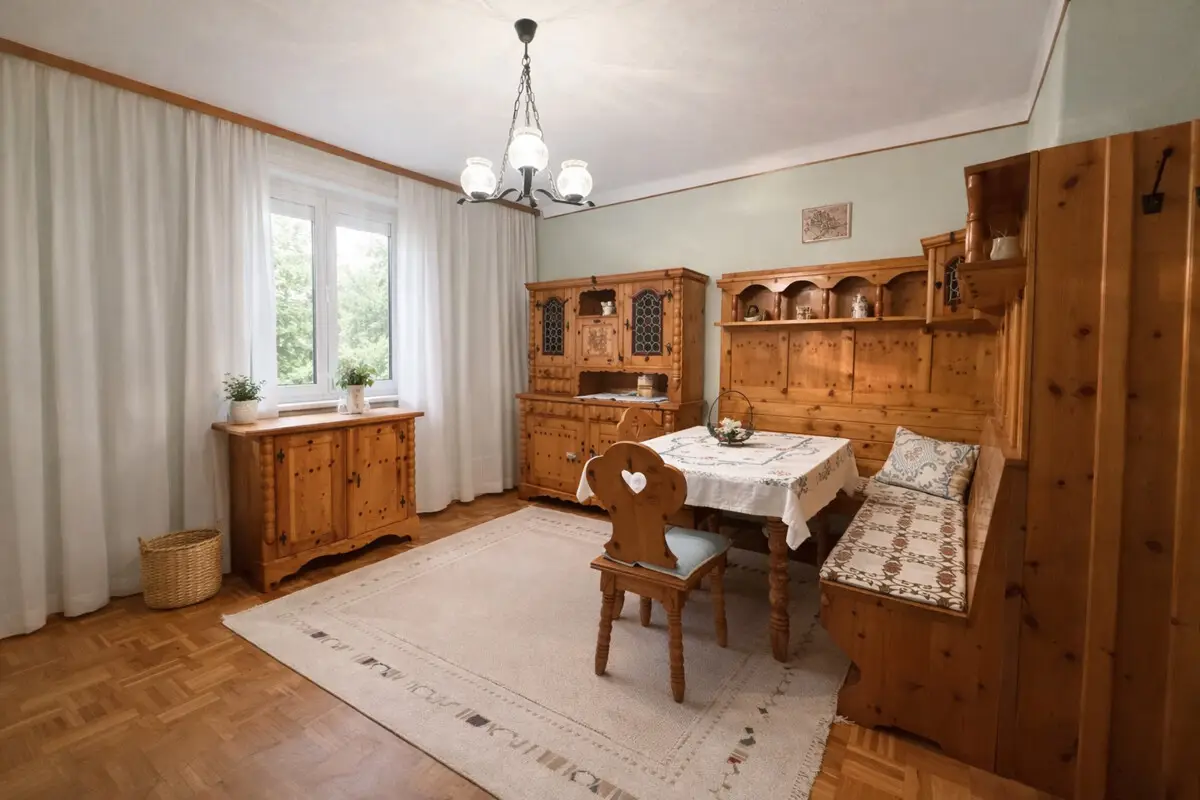 Familienwohnung mit kleinem Garten und viel Raum