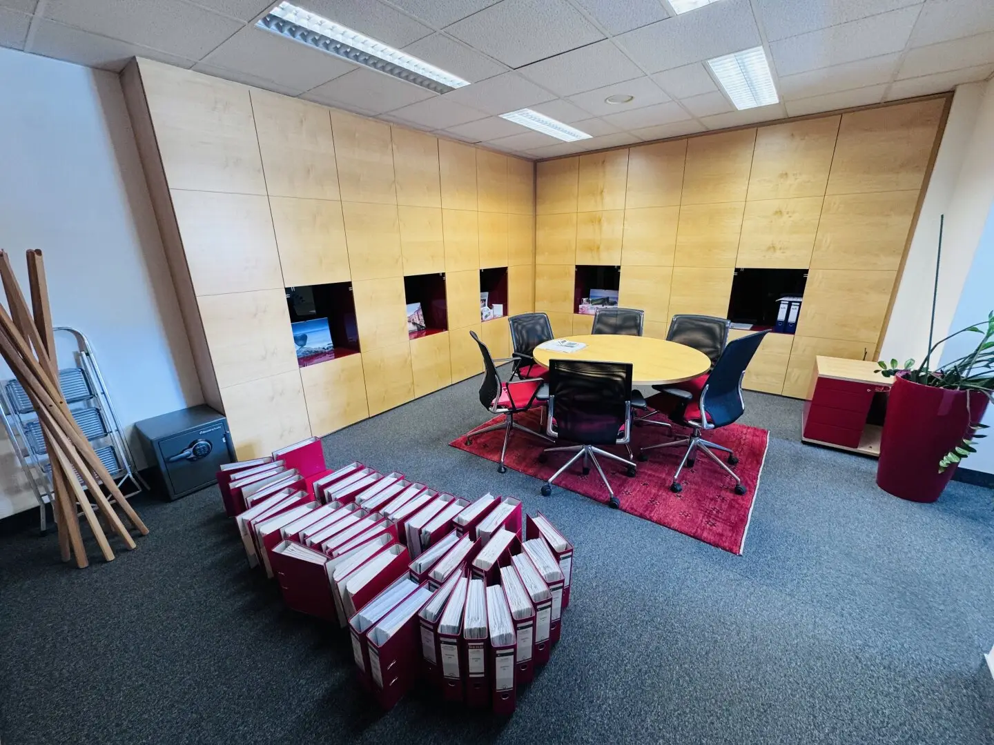 Attraktives Büro in 1190 Wien – 288 m², 7 Zimmer, klimatisiert, top gepflegt!